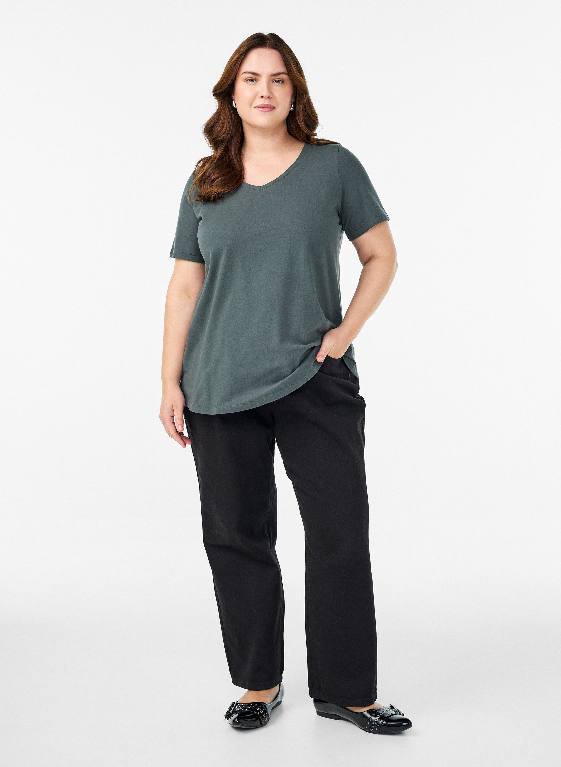 Zizzi Basic t-shirt in effen kleur met katoen, Groen, Model image number 1