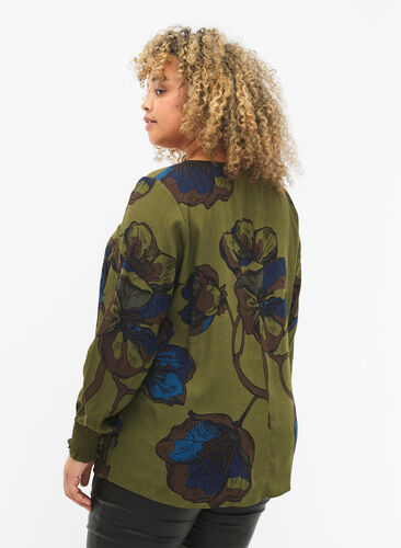 Viscose blouse met lange mouwen en bloemenprint	, Green Big Flower, Model image number 1
