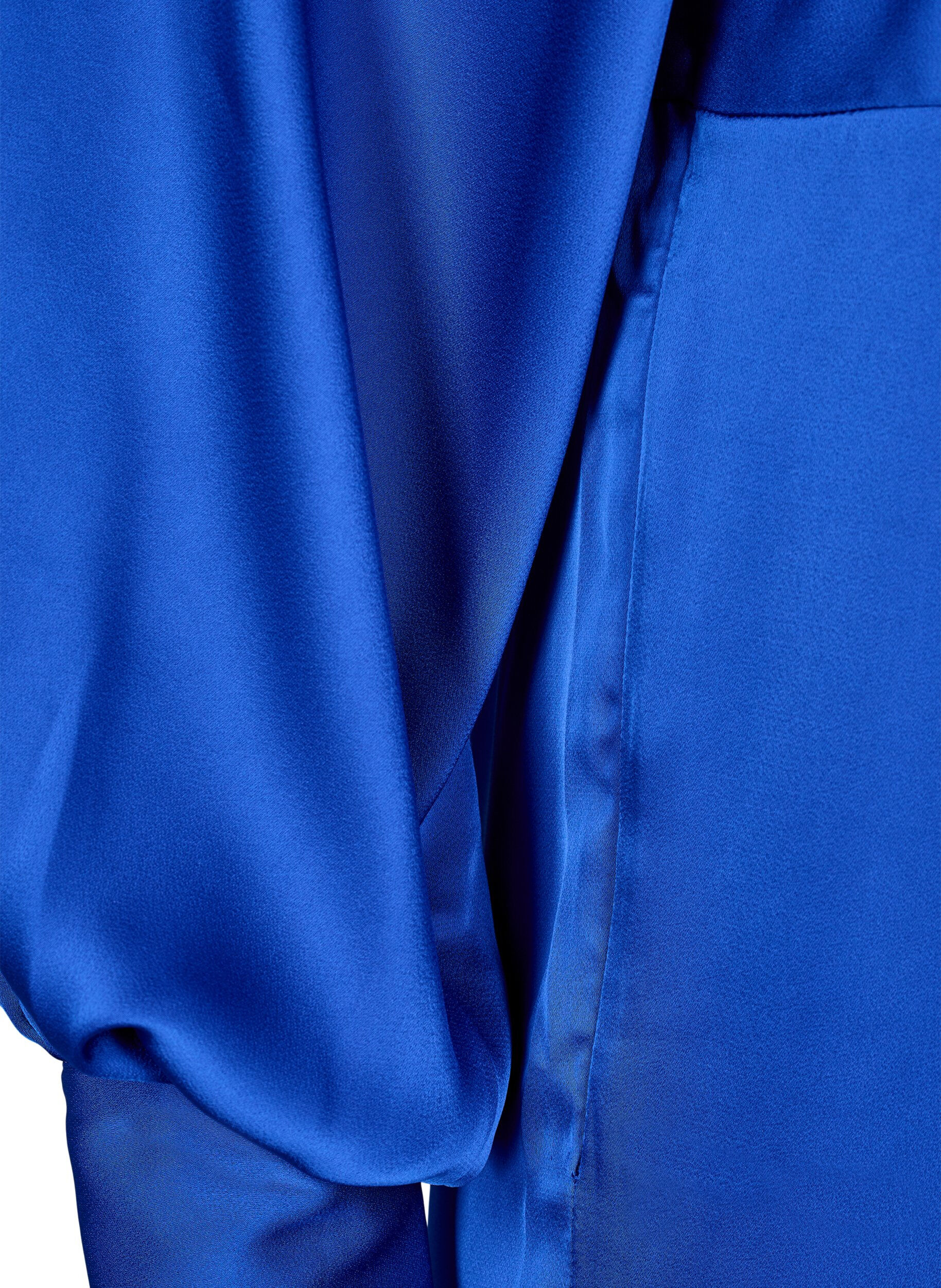 Zizzi Prachtige satijnen jurk met ballonmouwen, Surf the web, Packshot image number 3