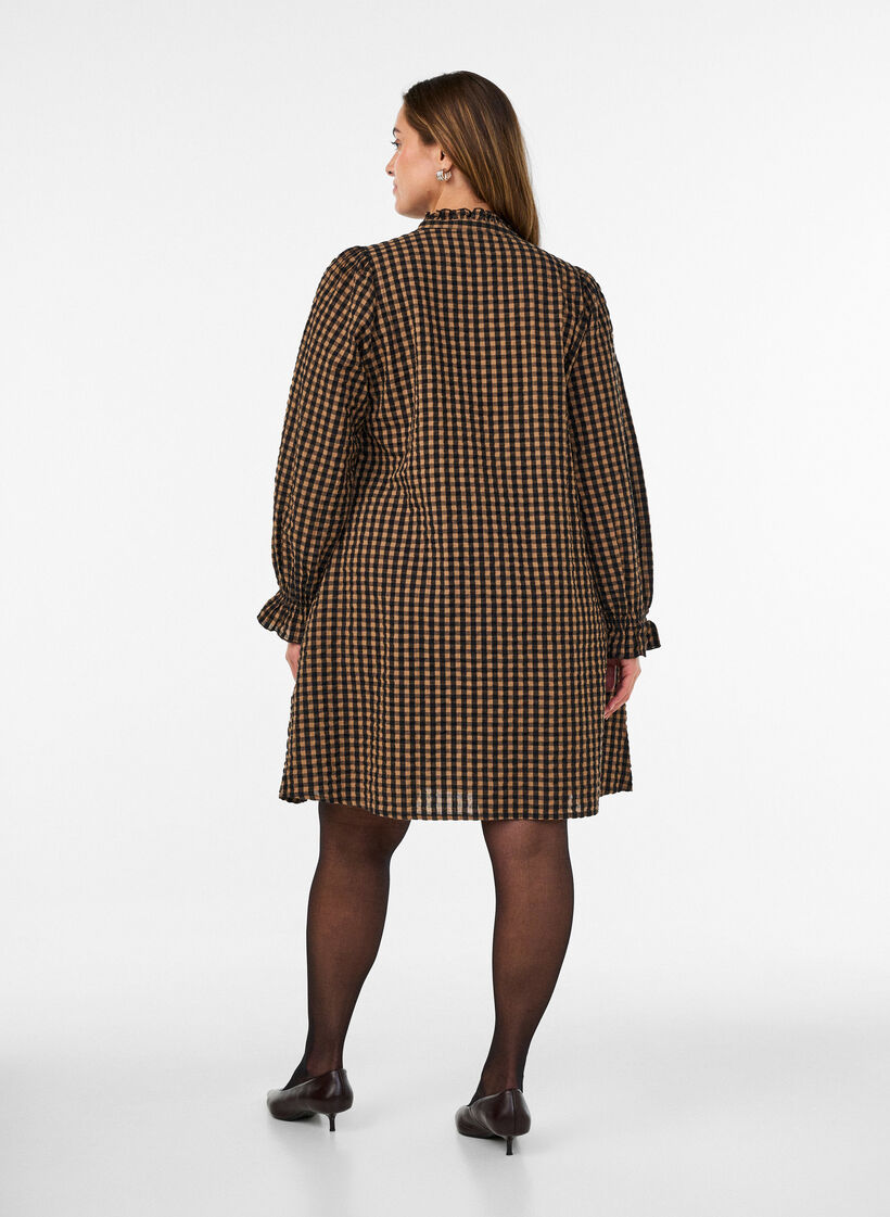Geruite katoenen jurk met ruches, Bruin, Model image number 2