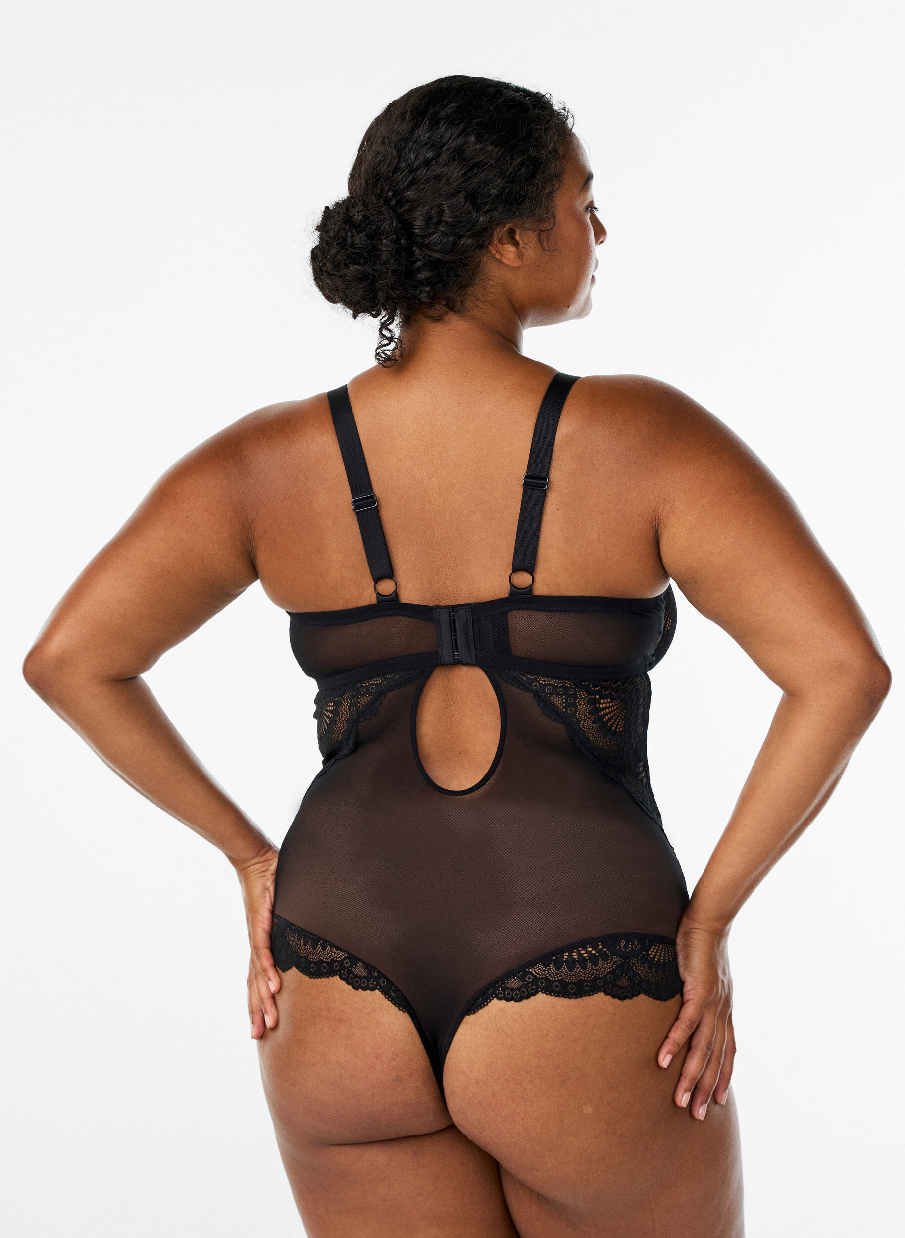 ZizziKantbody met vetersluitingdetails, Zwart, Model image number 1
