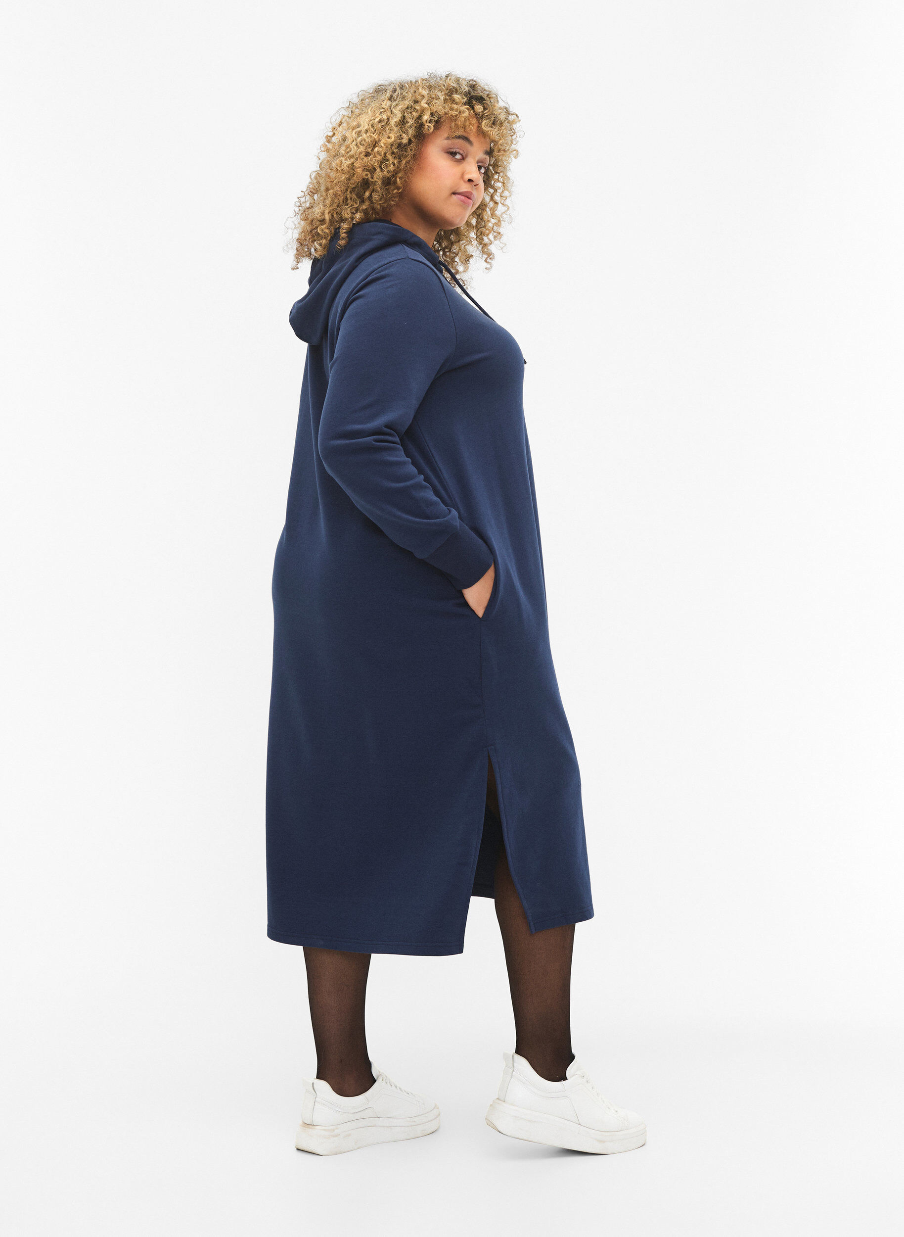 Zizzi Sweaterjurk met capuchon, Dress Blues, Model image number 1