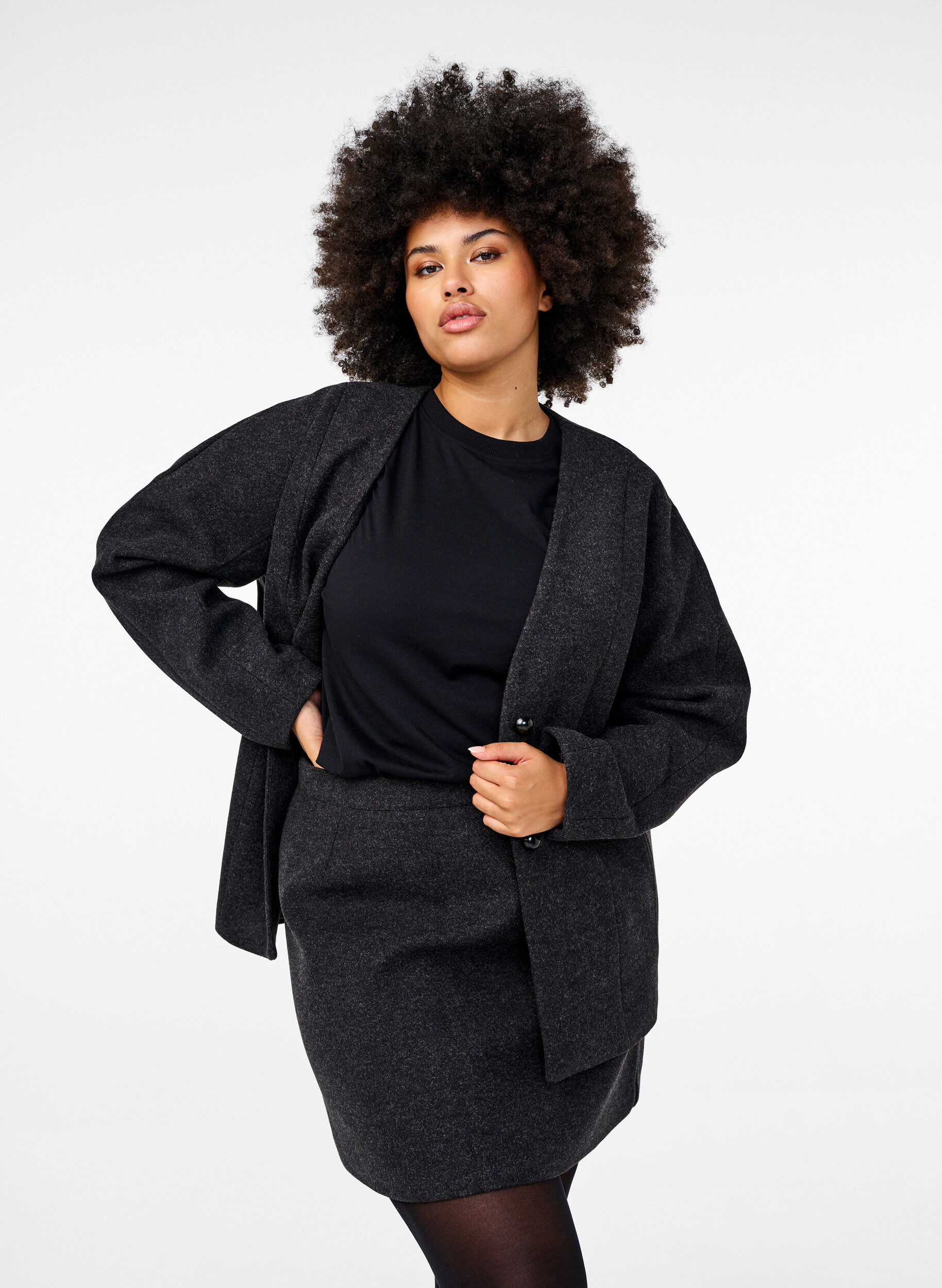 Zizzi Korte rok met A-snit, Dark Grey Melange, Model image number 0