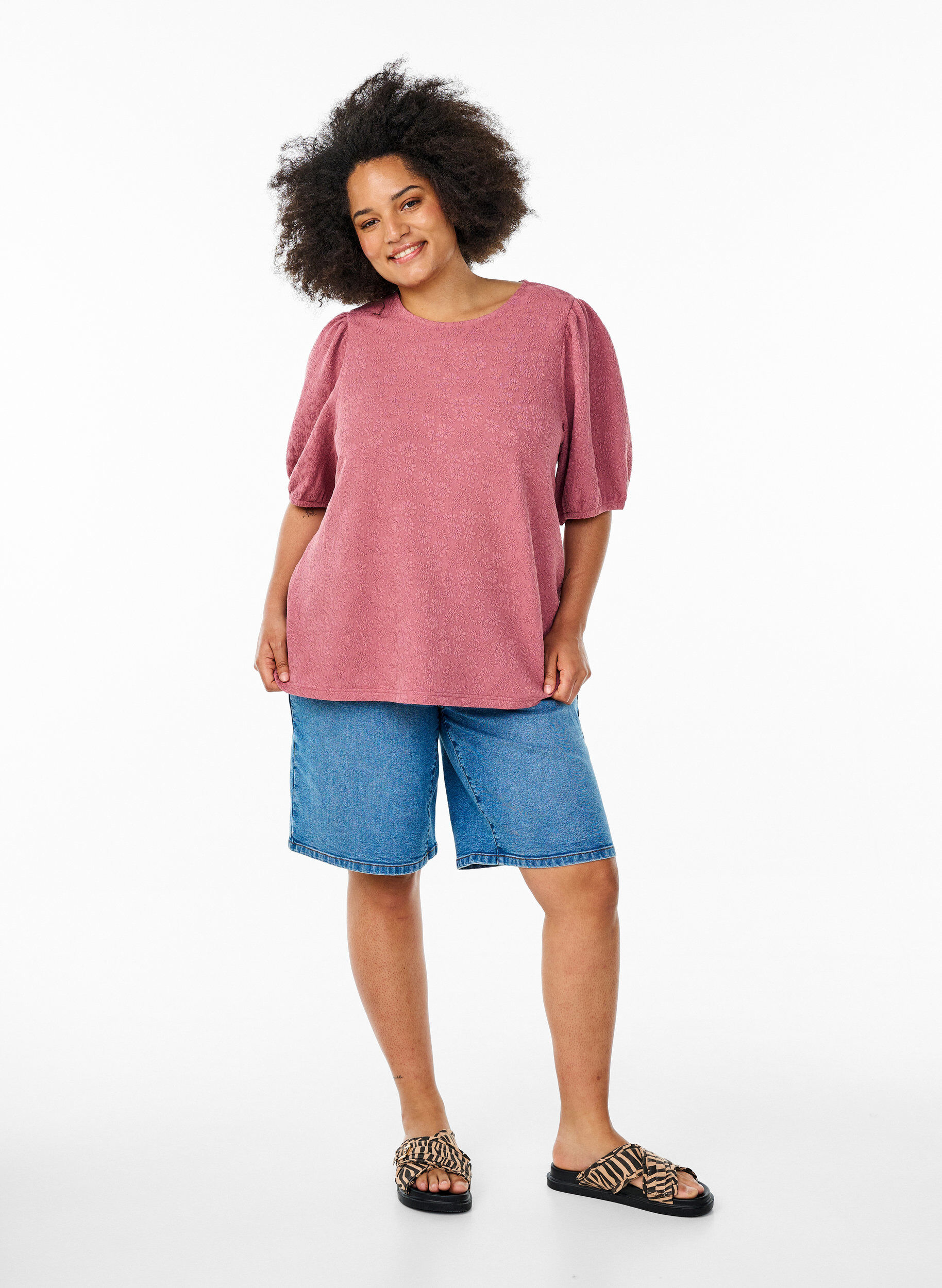 Zizzi Gestructureerde blouse met korte mouwen, Rood, Model image number 1