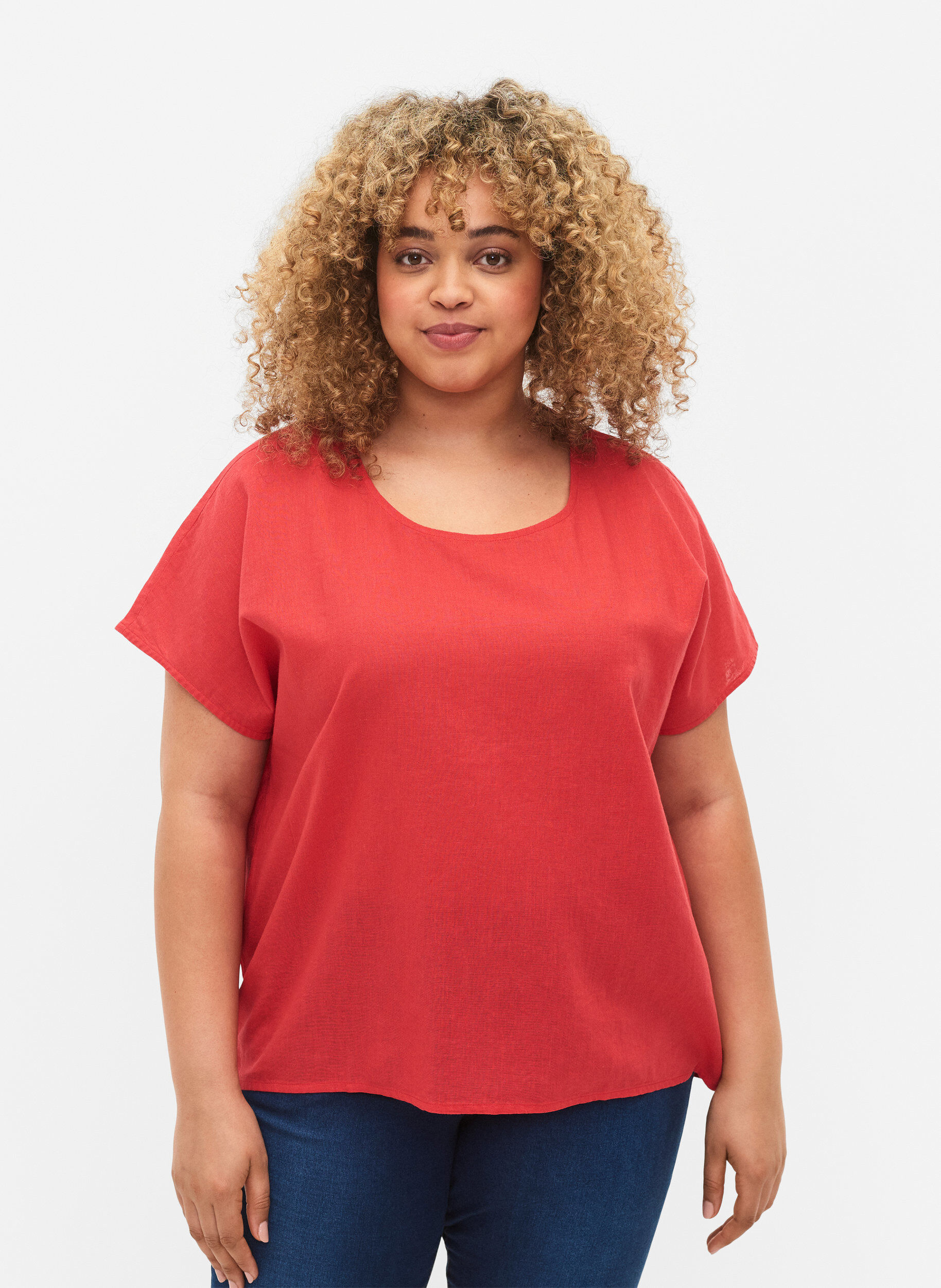Zizzi Katoenen blouse met korte mouwen van katoenmix met linnen, Hibiscus, Model image number 0
