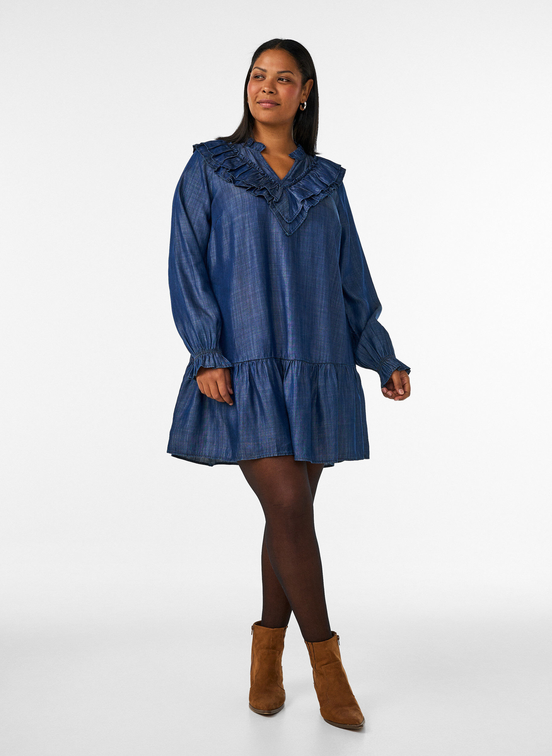 ZizziKorte jurk in denimlook met ruches, Blauw, Model image number 1