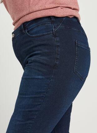 Super slim Amy jeans met hoge taille, Dark blue denim, Model image number 2