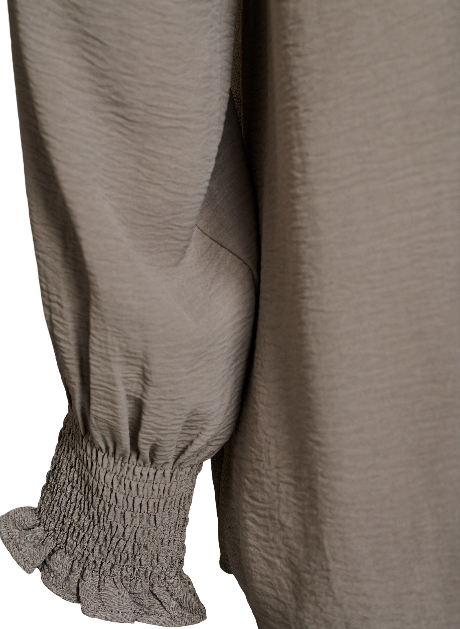ZizziBlouse met smockmanchetten en V-hals, Beige, Packshot image number 3