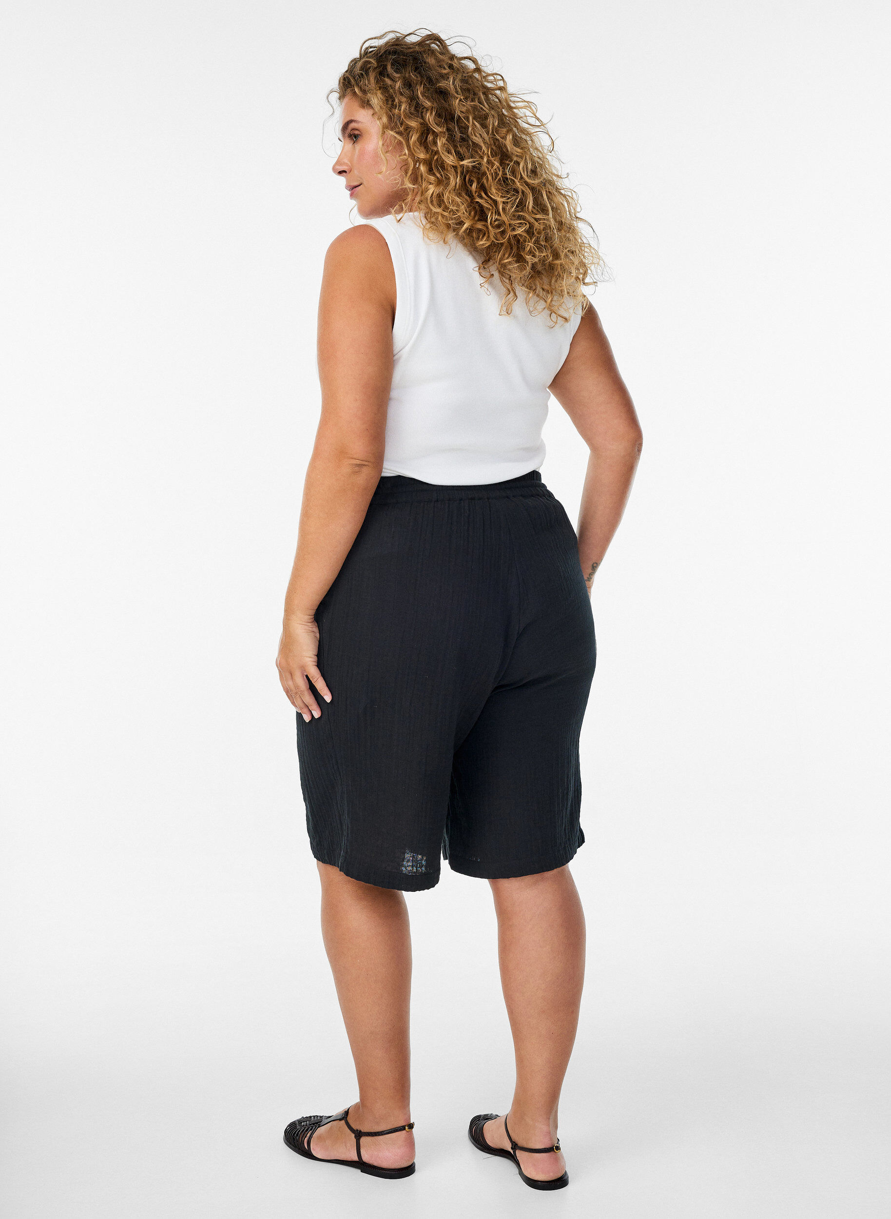 ZizziLos katoenen mousseline shorts met een hoge taille, Zwart, Model image number 2
