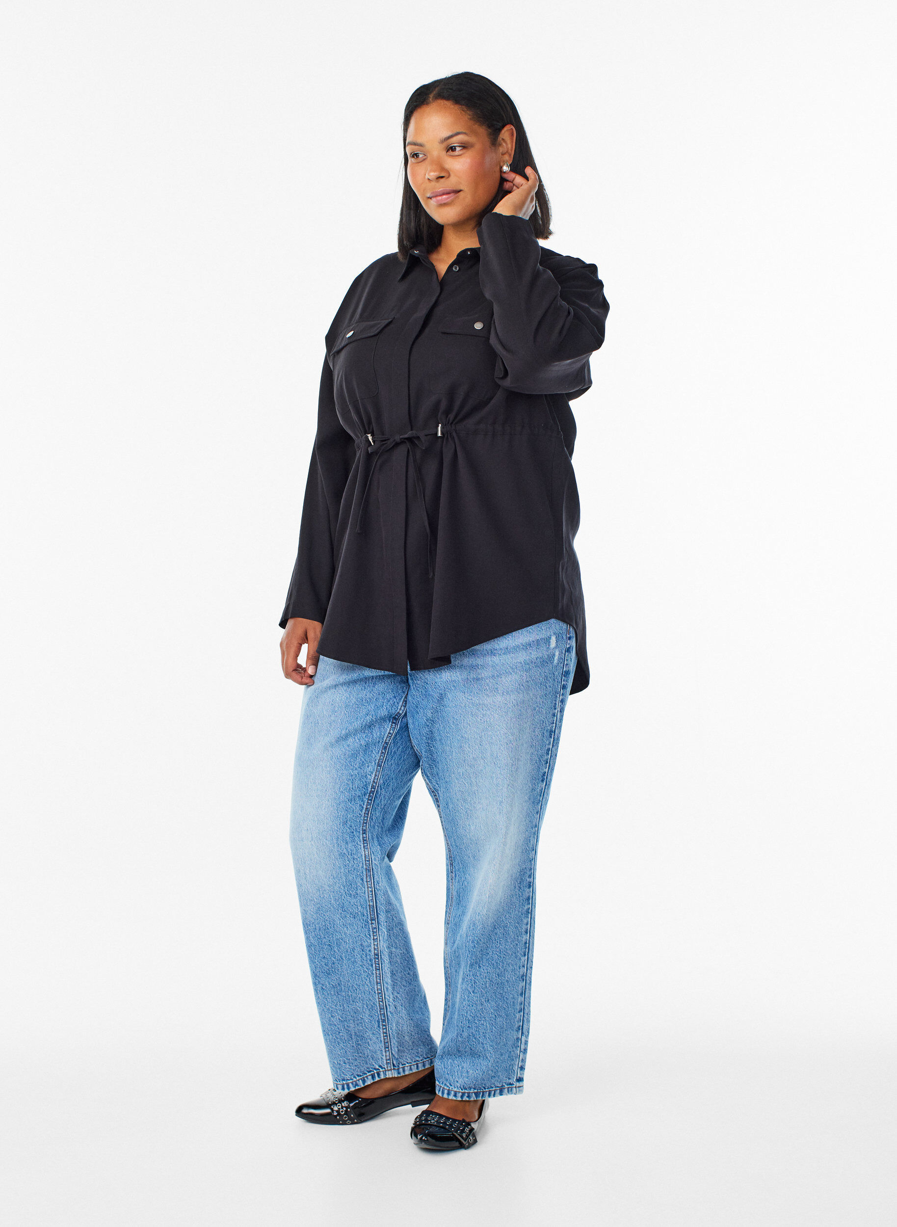 Zizzi Tunic met borstzakken en verstelbare taille, Zwart, Model image number 1