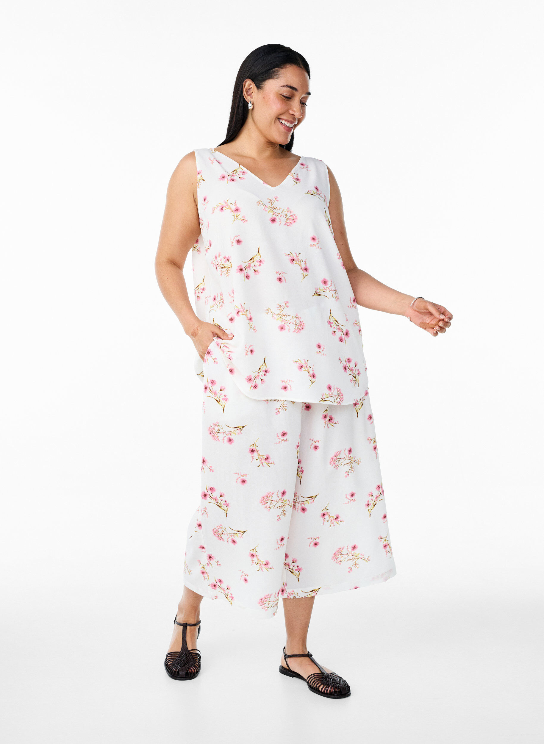 Zizzi Top met print en V-hals, Wit, Model image number 1