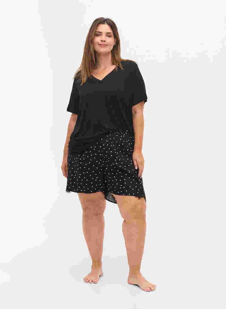 Pyjama T-shirt in viscose, Black, Model image number 3