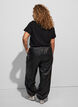 Katoenen T-shirt met tekstbadge, Zwart, Model image number 2