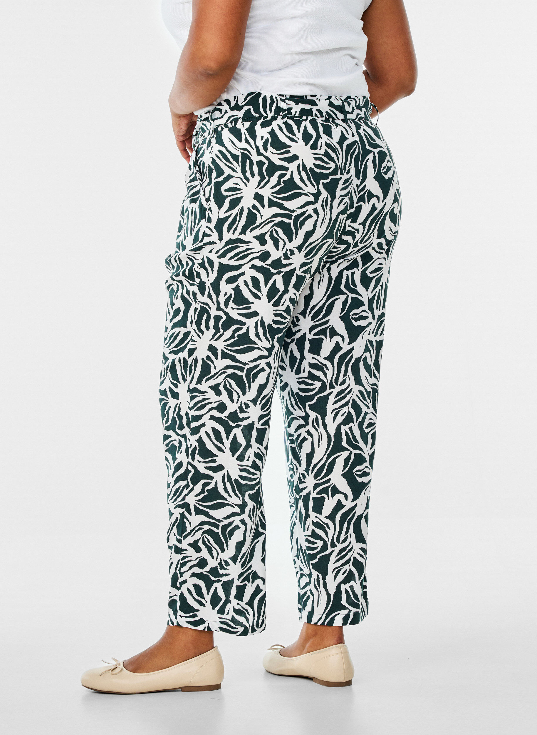 Zizzi Viscose broek met hoge taille, Groen, Model image number 1