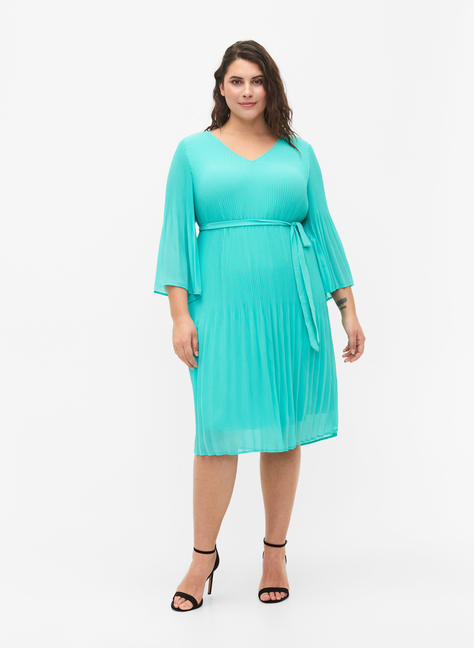 Zizzi Geplooide jurk met 3/4 mouwen, Turquoise, Model image number 2