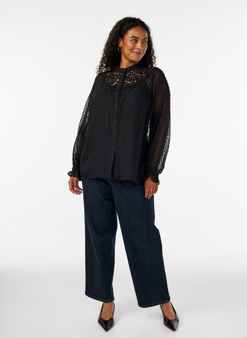 Overhemdblouse met kanten inzet en stippenpatroon, Zwart, Model image number 1