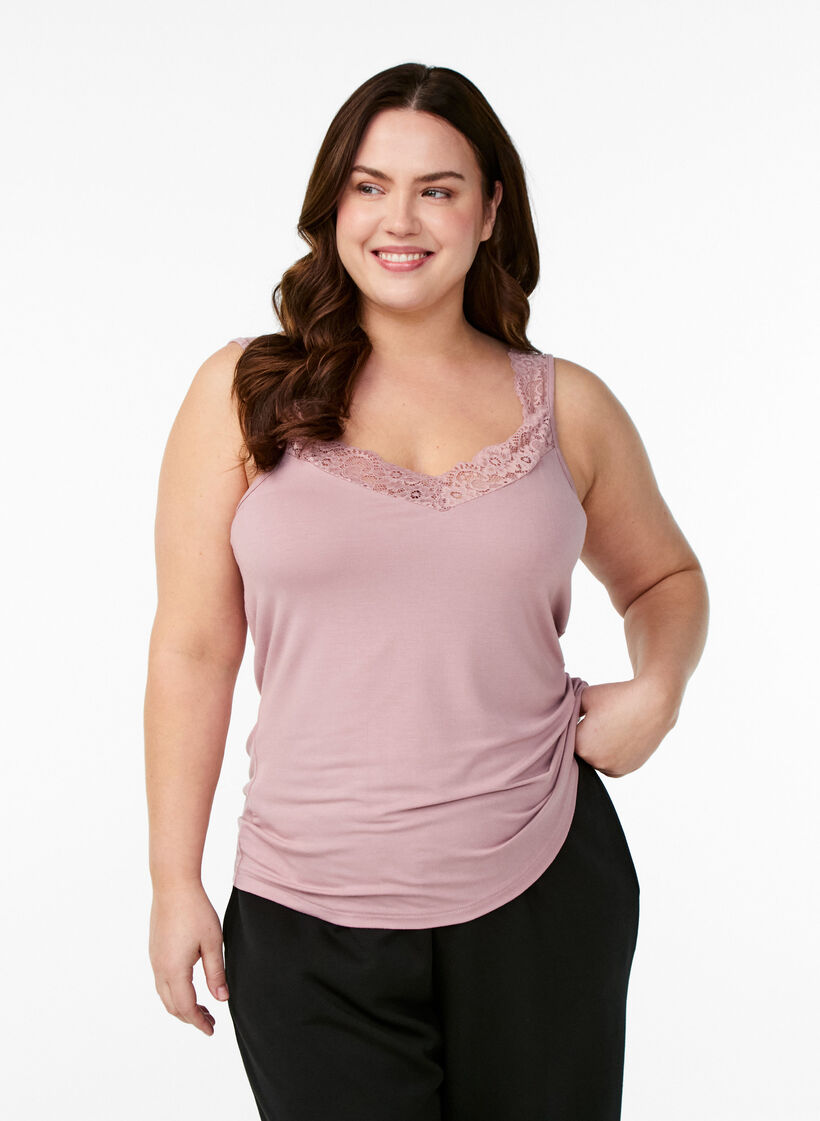 Viscose top met kanten afwerking, Roze, Model image number 0