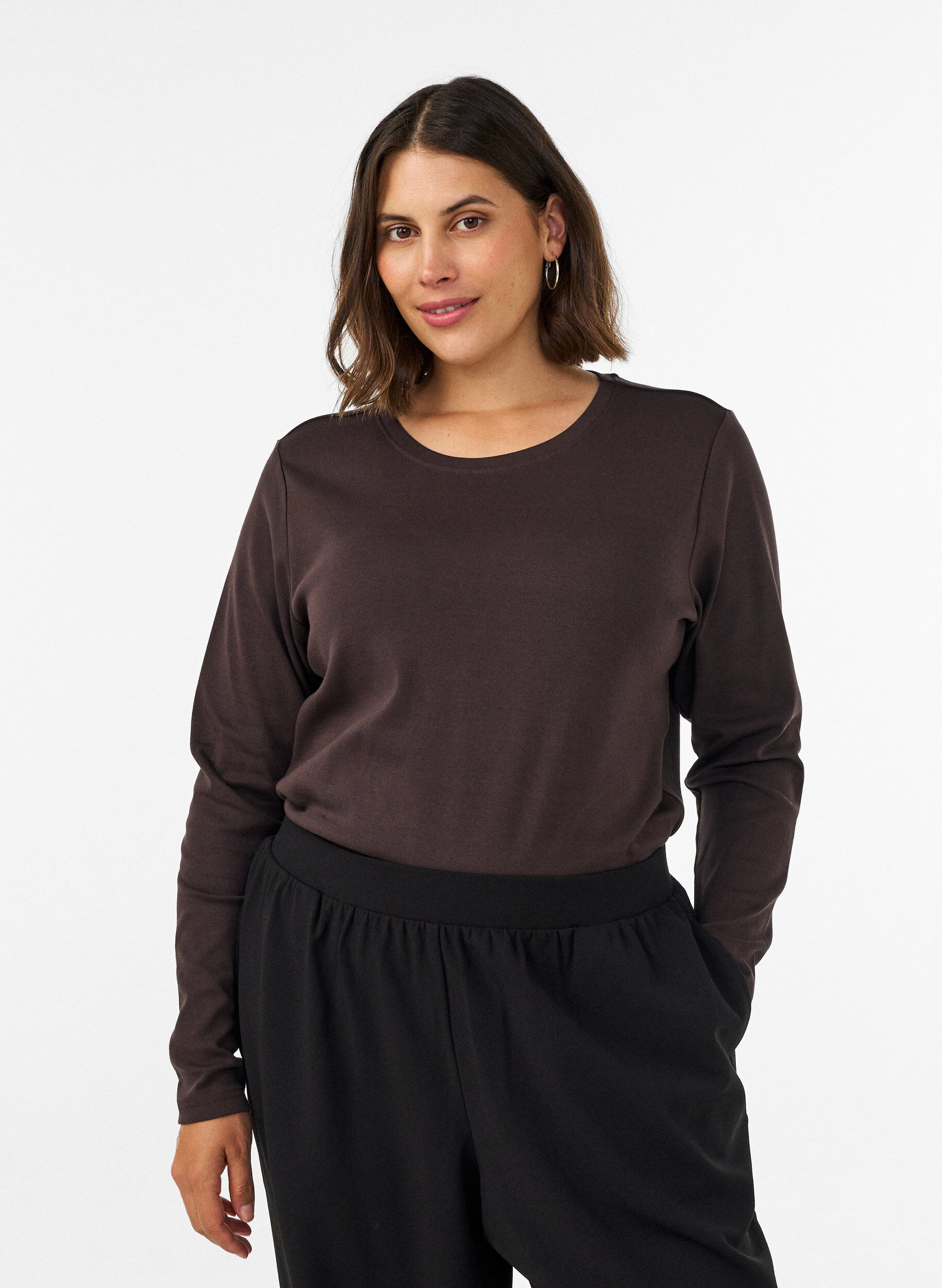 ZizziBasic T-shirt met lange mouwen en ronde hals, Bruin, Model image number 0