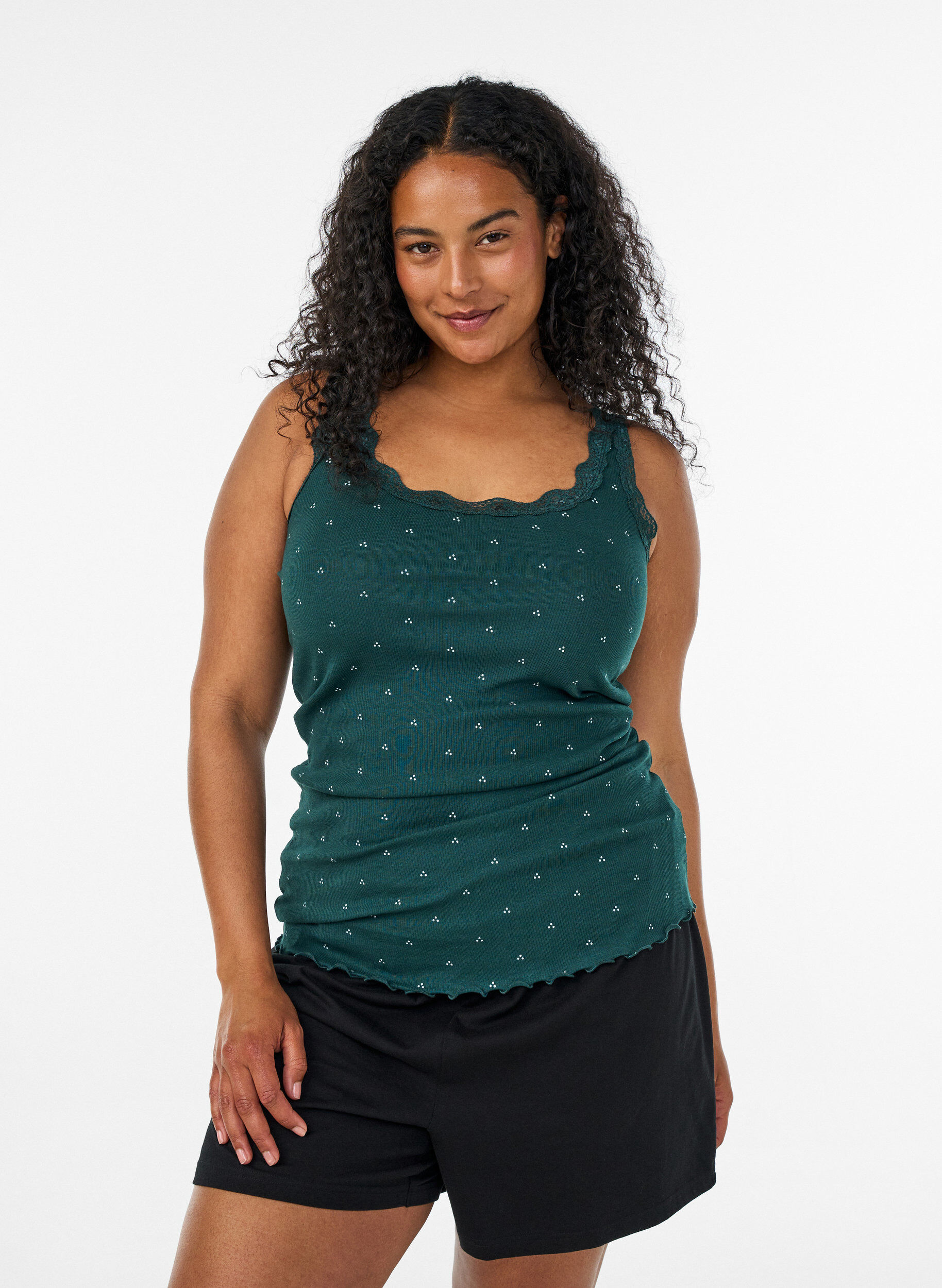ZizziTop met print en kanten rand, Groen, Model image number 0