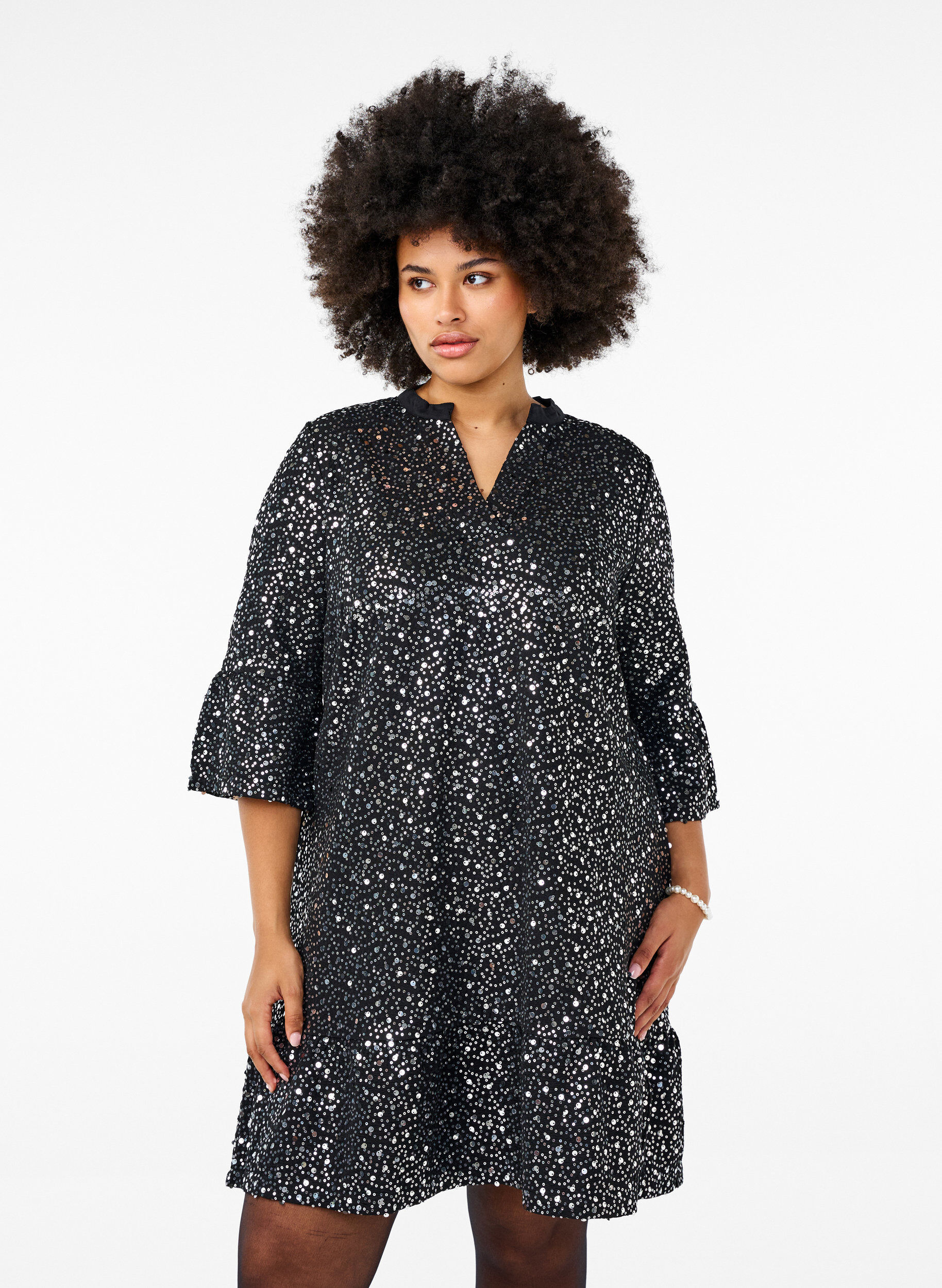 Zizzi Paillettenjurk met V-hals en 3/4 mouwen, Black w. Sequins, Model image number 0