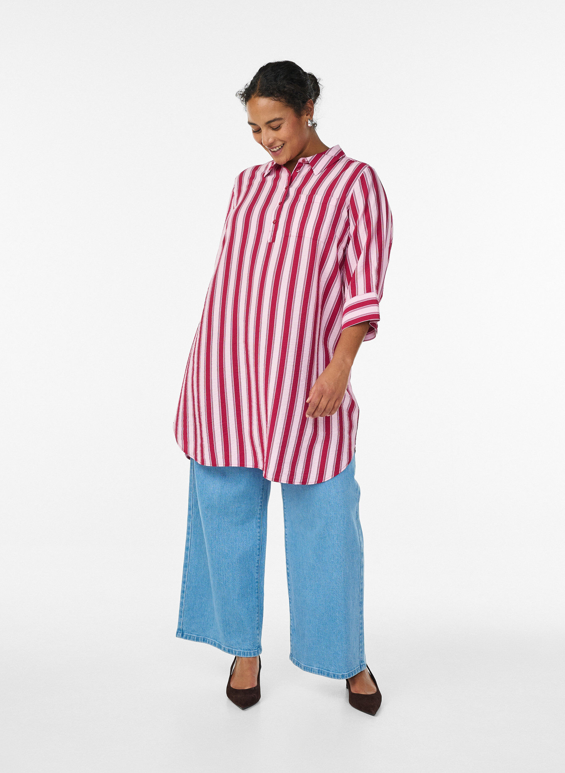 Zizzi Korte jurk met kraag en borstzak, Roze, Model image number 1