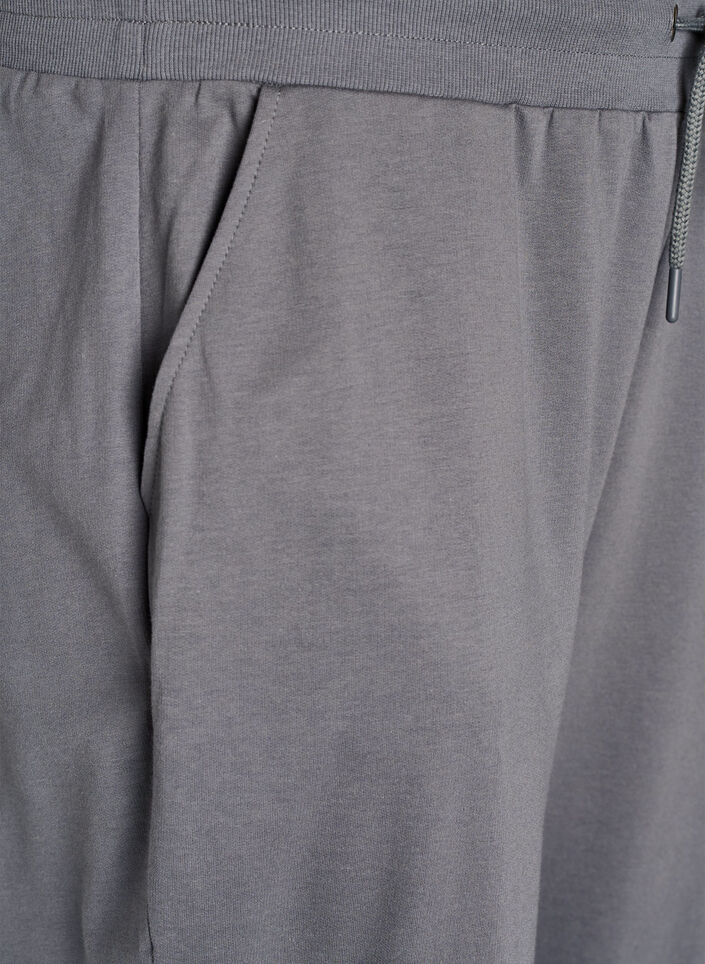 Losse trainingsbroek met zakken, Grijs, Packshot image number 2