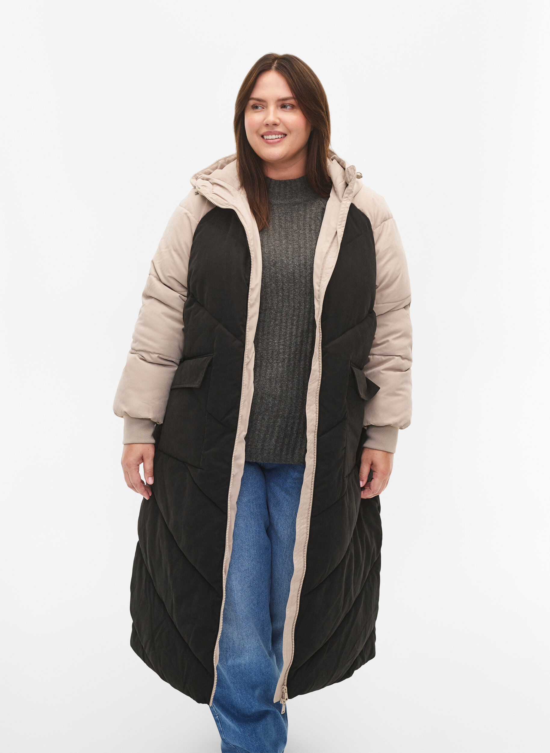 Zizzi Lange kleurblokken winterjas met capuchon., Black Comb, Model image number 0