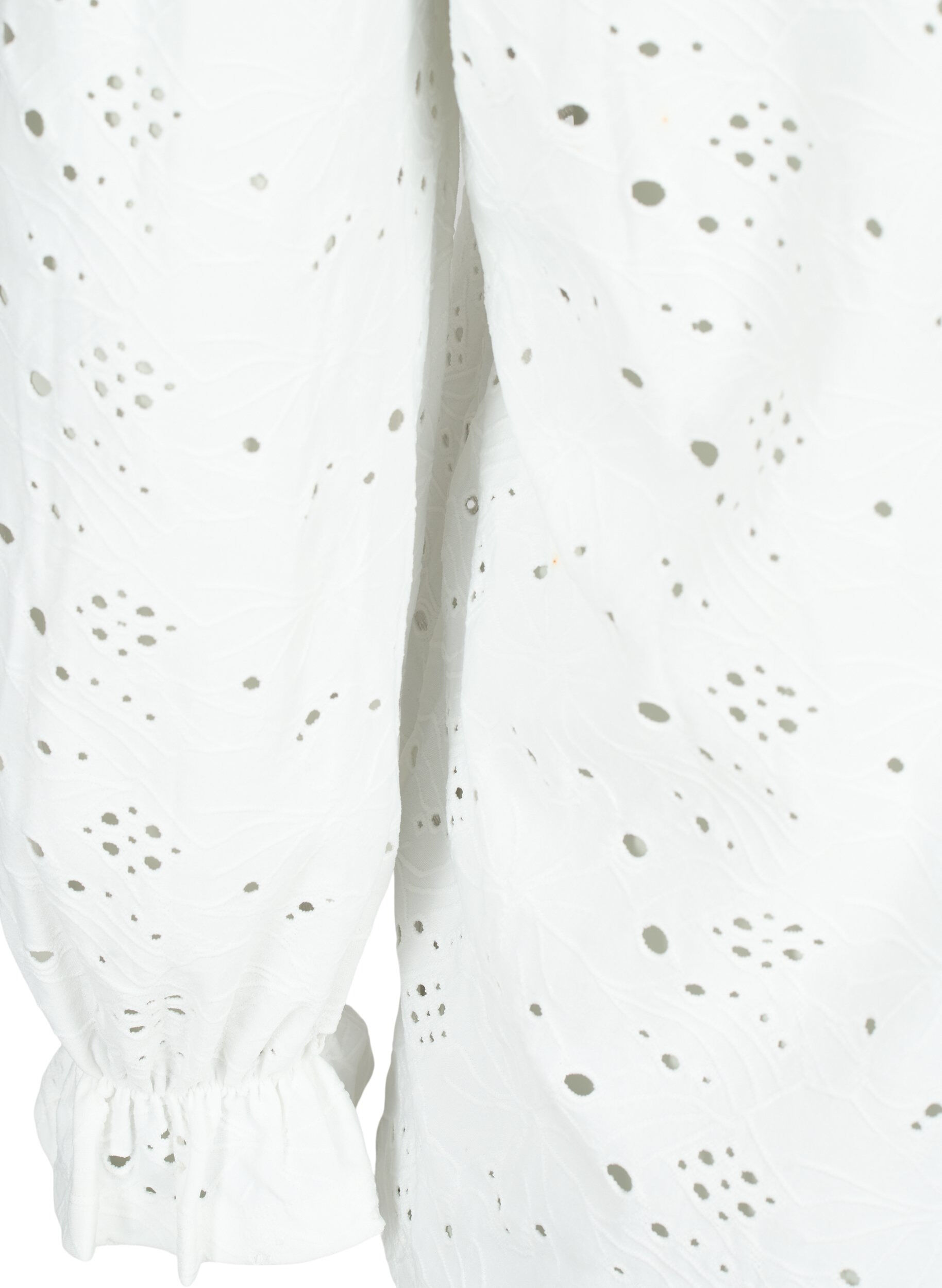 Zizzi Blouse met lange mouwen en gaatjespatroon, Bright White, Packshot image number 3