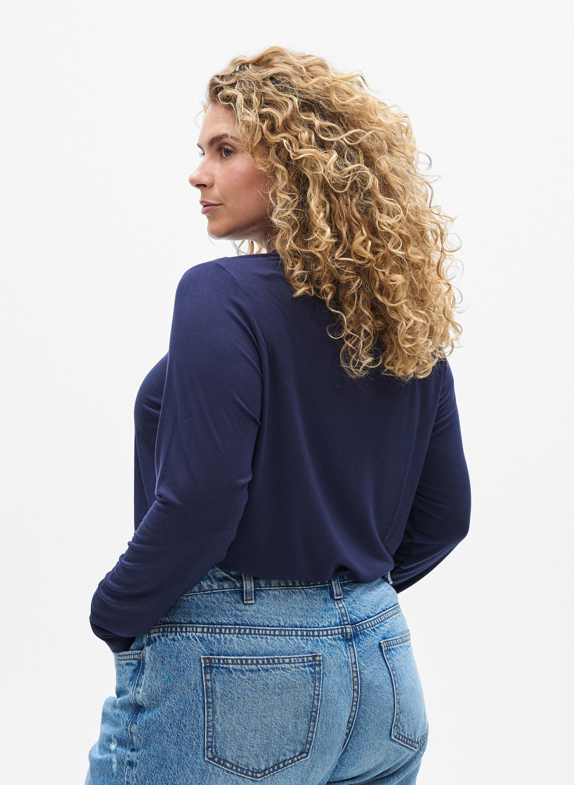 Zizzi Blouse met lange mouwen in een effen kleur, Blauw, Model image number 2