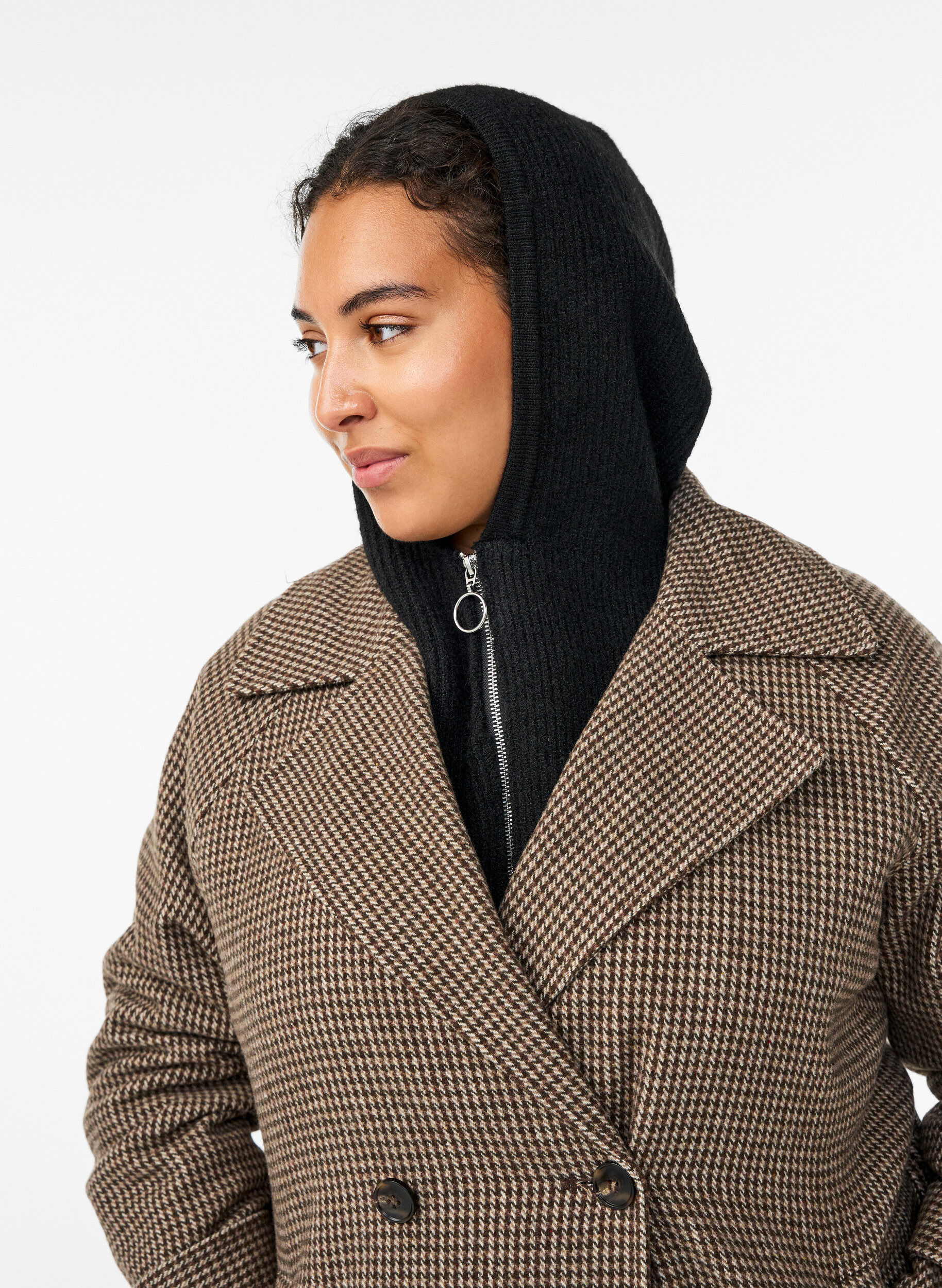 Ribgebreide balaclava met ritssluiting, Zwart, Model