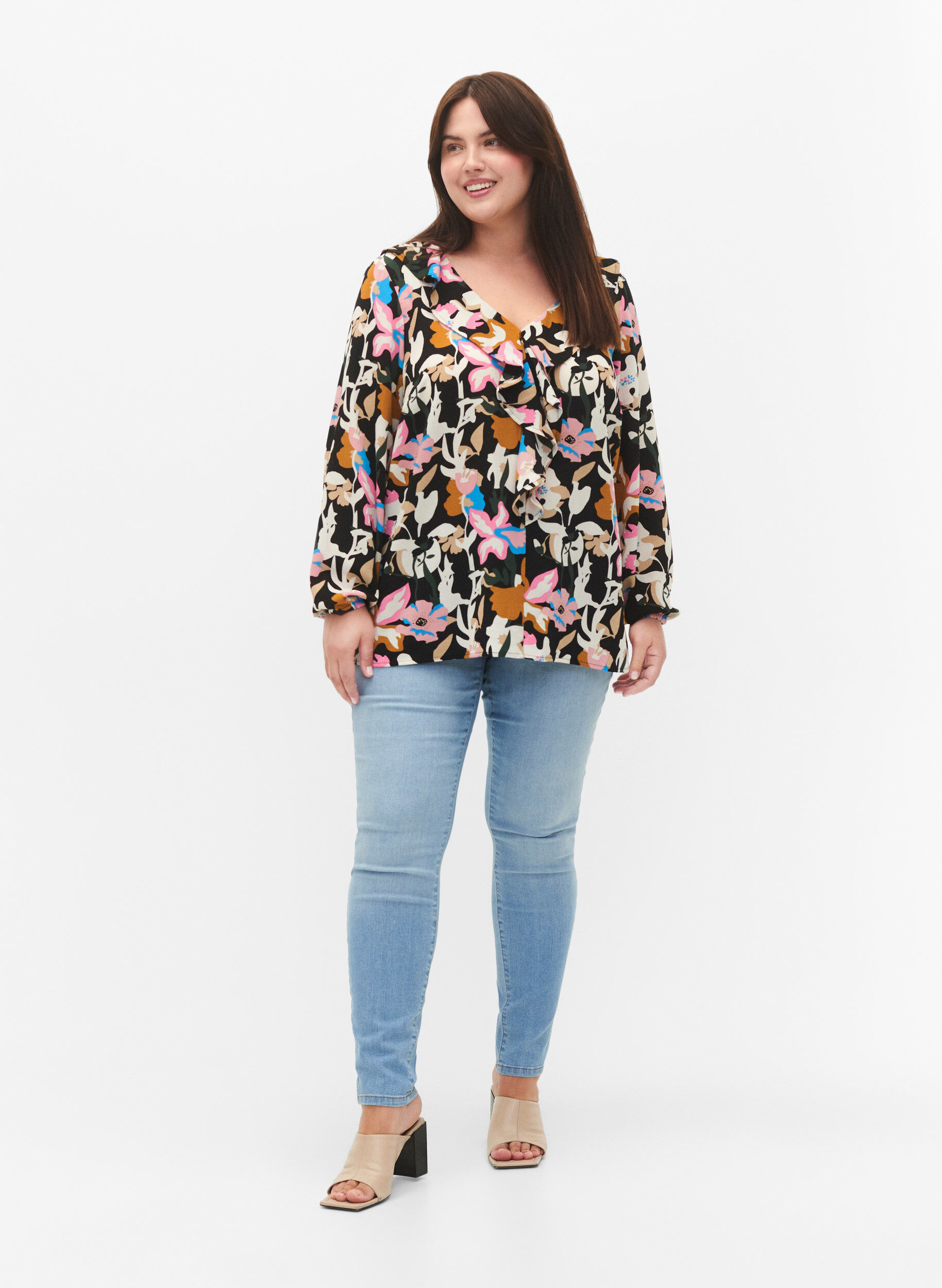 Zizzi Bedrukte blouse met ruches, Black Multi Flower, Model image number 3