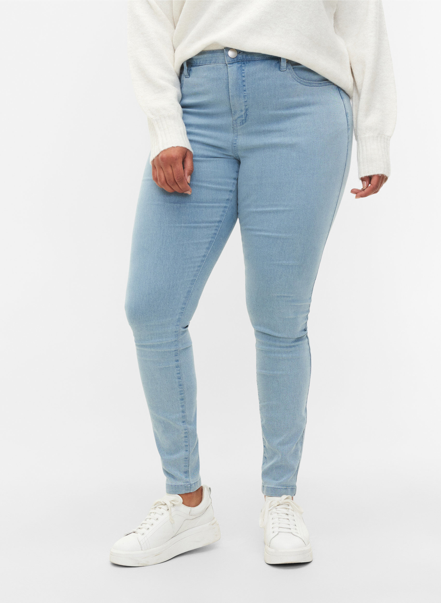 Zizzi super slim fit Amy jeans met hoge taille, Blauw, Model image number 3