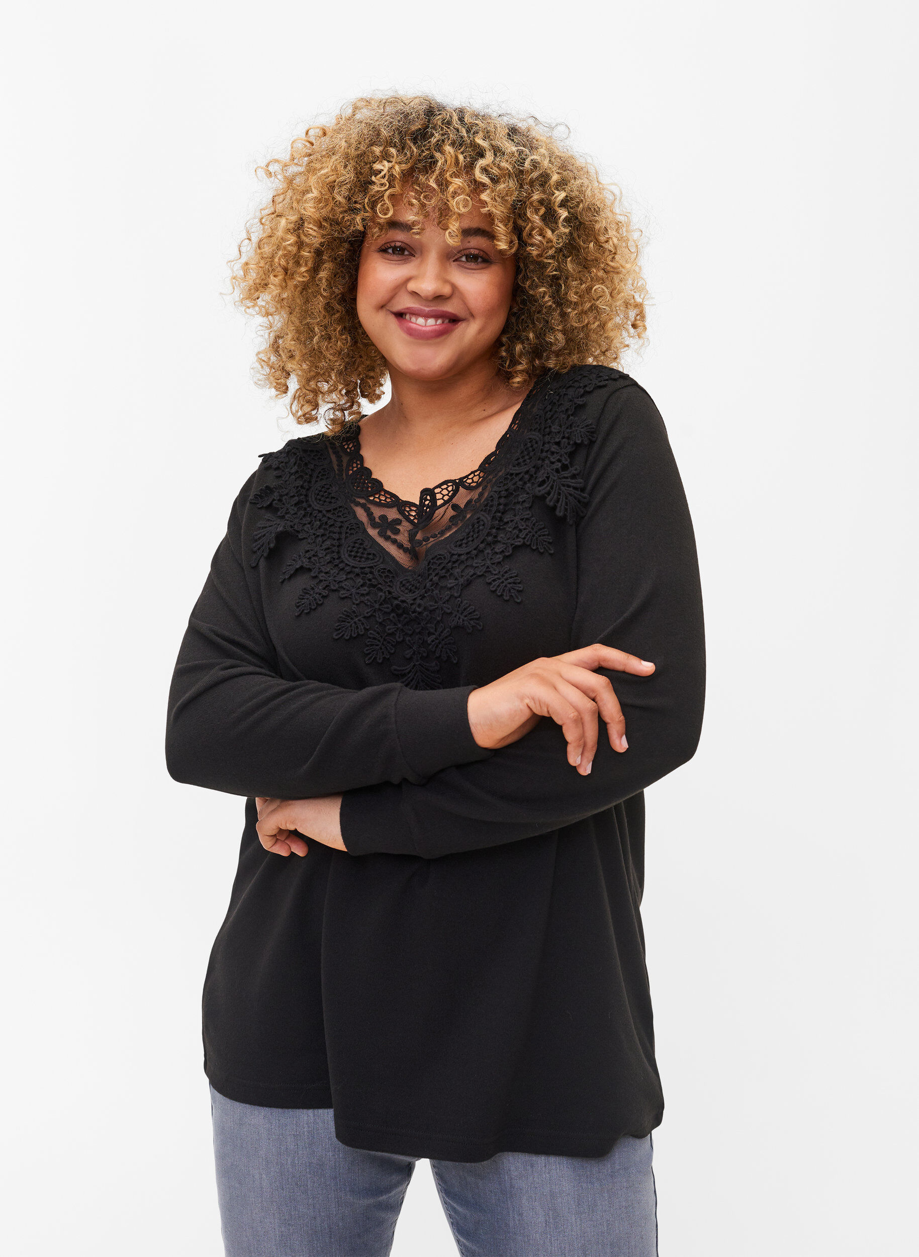 Zizzi Blouse met lange mouwen en kanten details, Black, Model image number 0