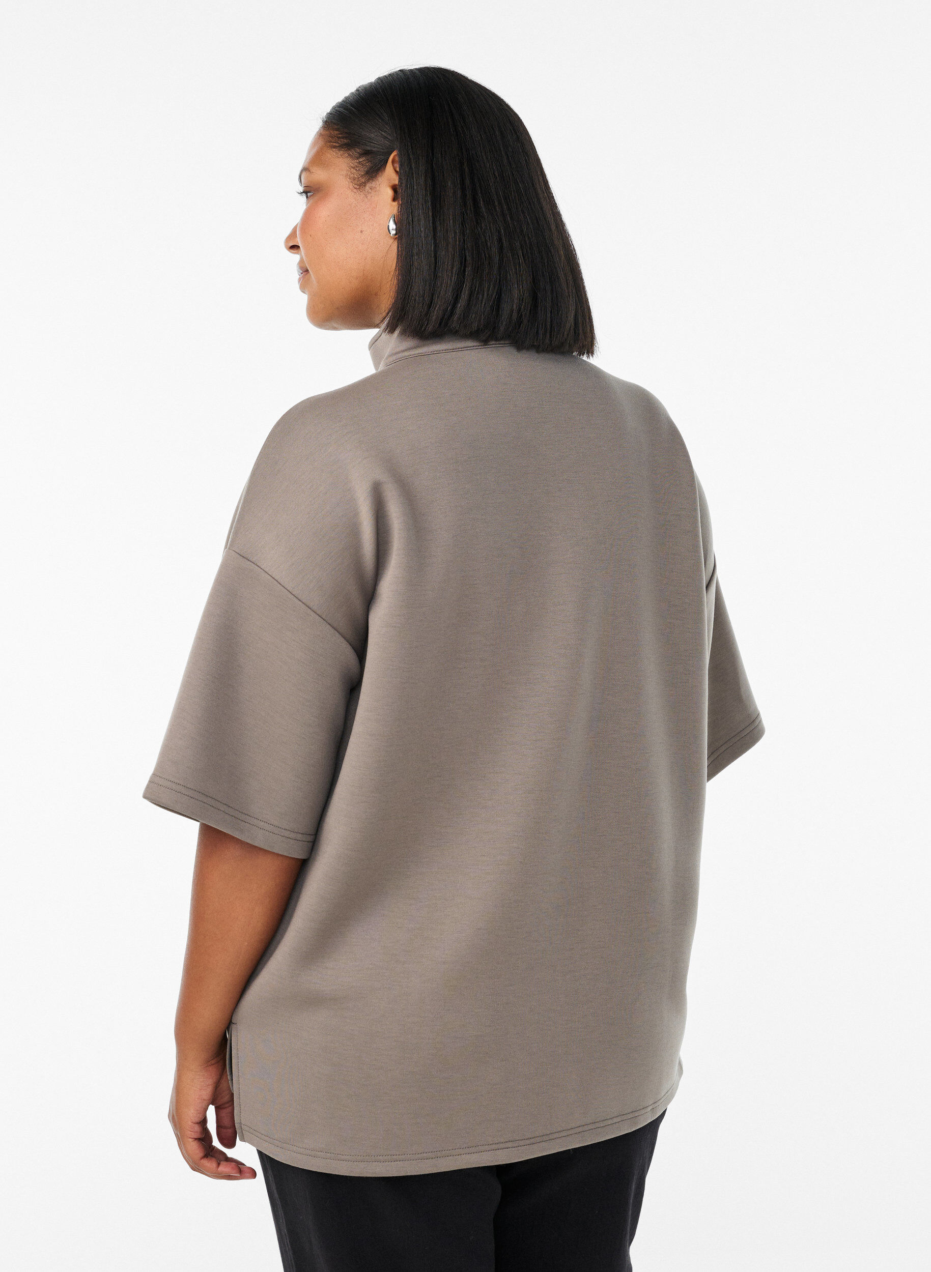 Zizzi Sweatshirt met korte mouwen en een hoge kraag, Bruin, Model image number 2