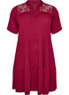 Jerseyjurk met kanten details en een gelaagde rok, Rood, Packshot image number 0