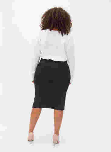 Nauwsluitende rok met elastiek in de taille, Black, Model image number 1