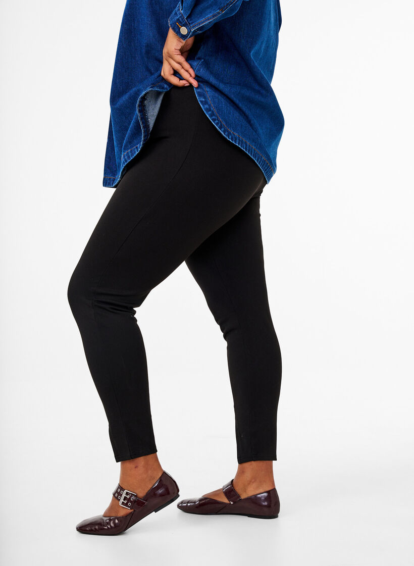 Viscose leggings met een split aan de voorkant, Zwart, Model image number 2