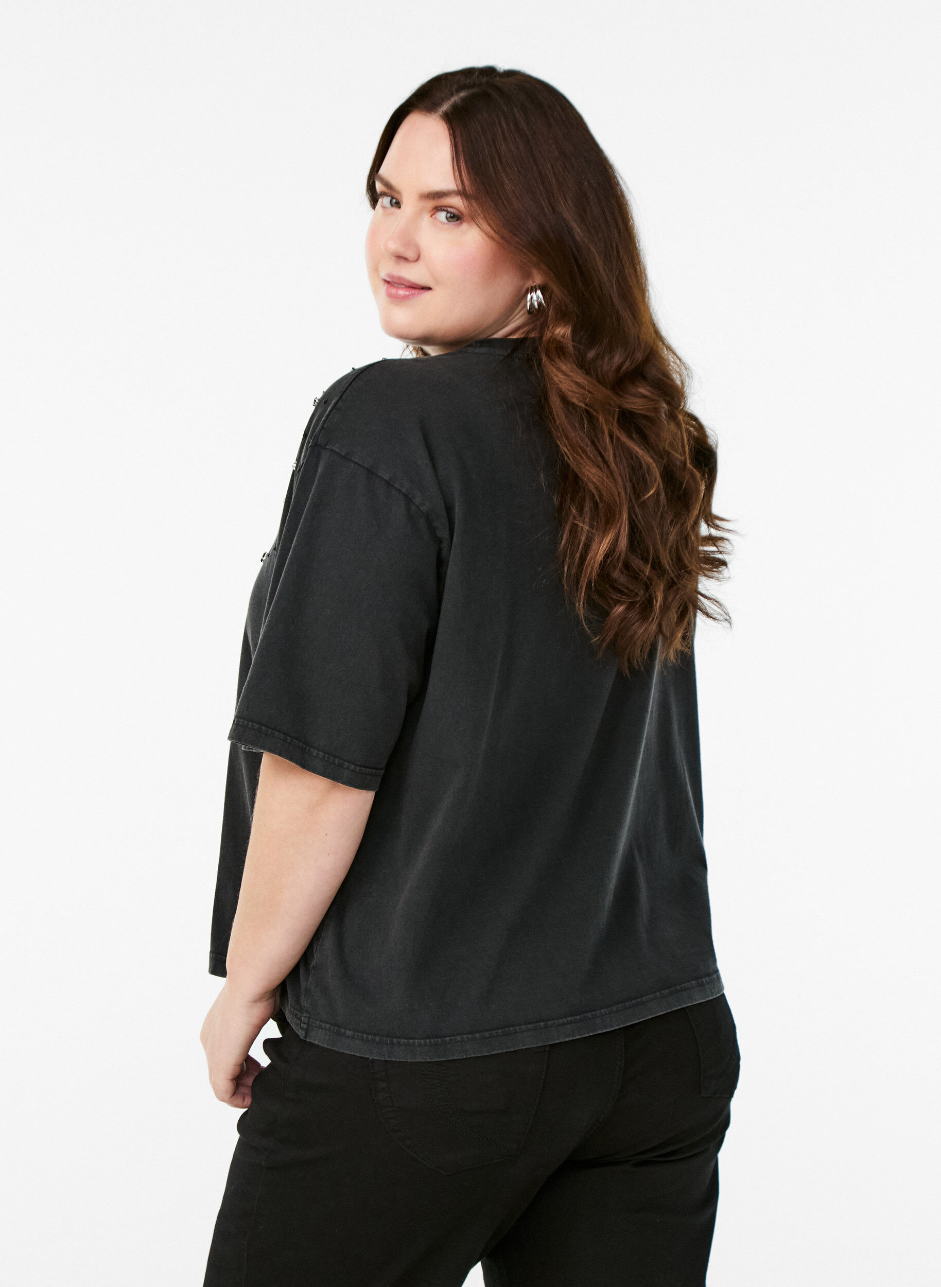 Zizzi Boxy T-shirt met parels en strass-steentjes, Grijs, Model image number 2