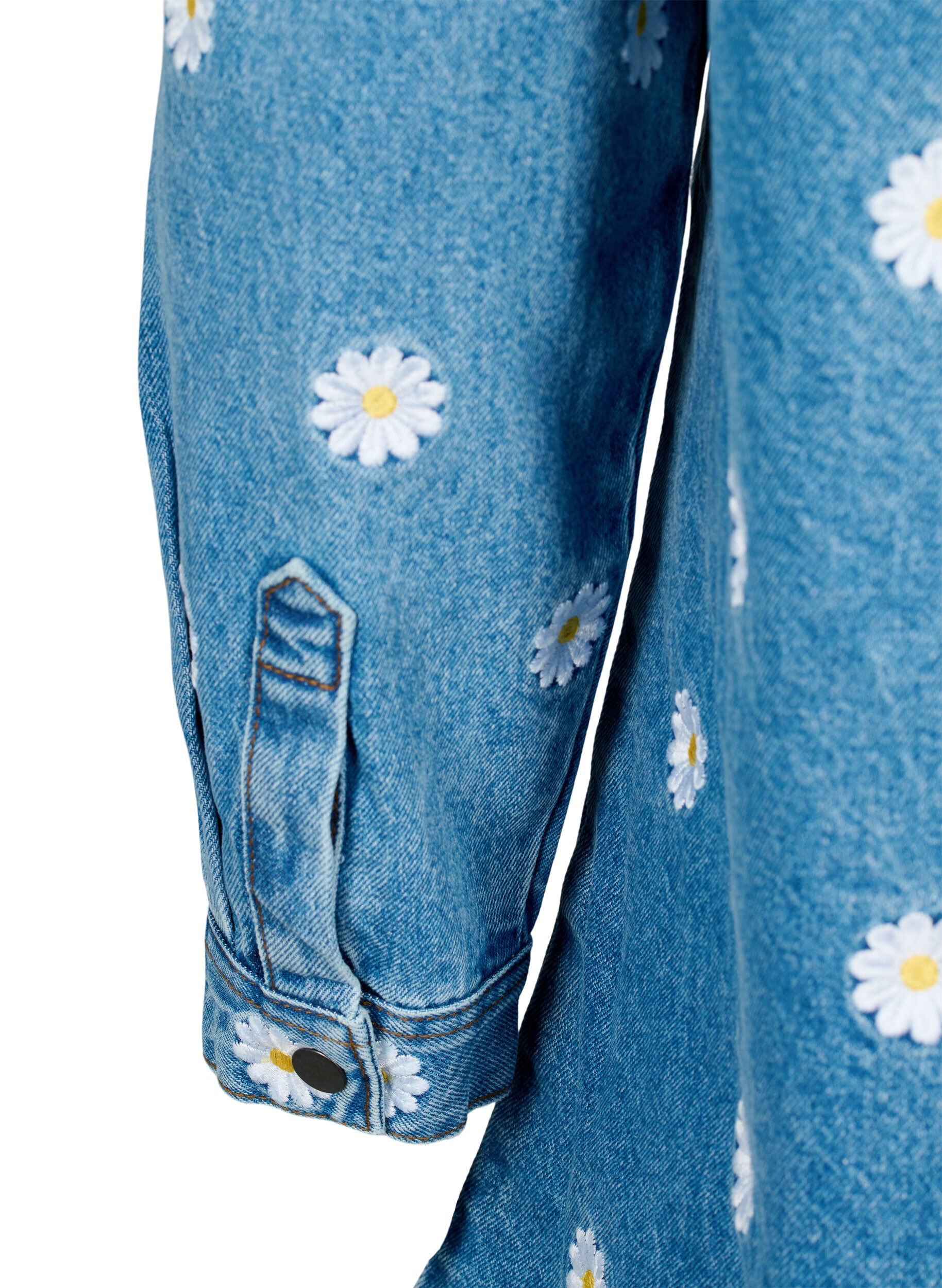 Zizzi Losse spijkerblouse met geborduurde madeliefjes, L.B. Flower, Packshot image number 3