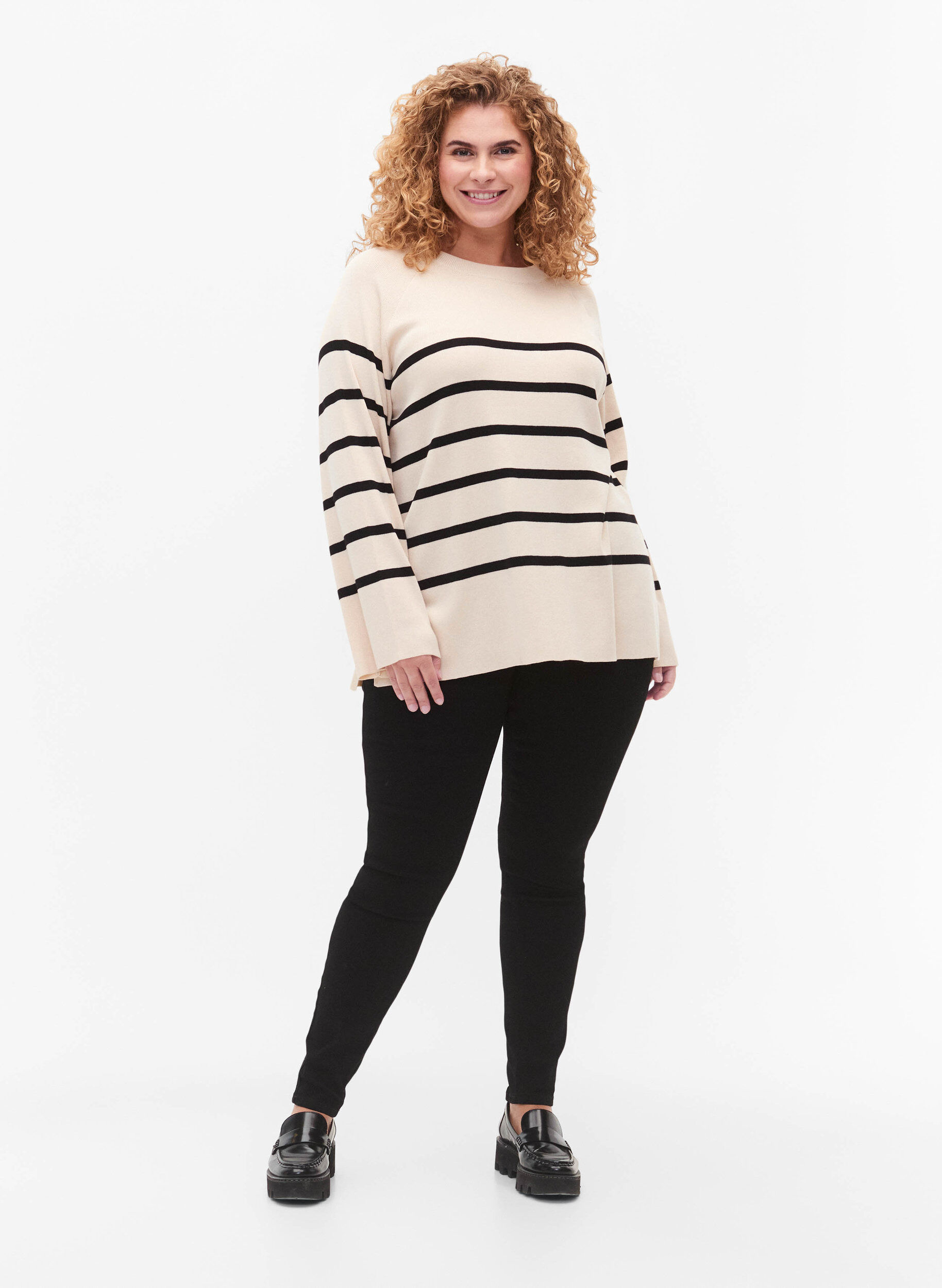 Zizzi Gestreepte Viscose Sweater, Sandshell/Black S., Model image number 2