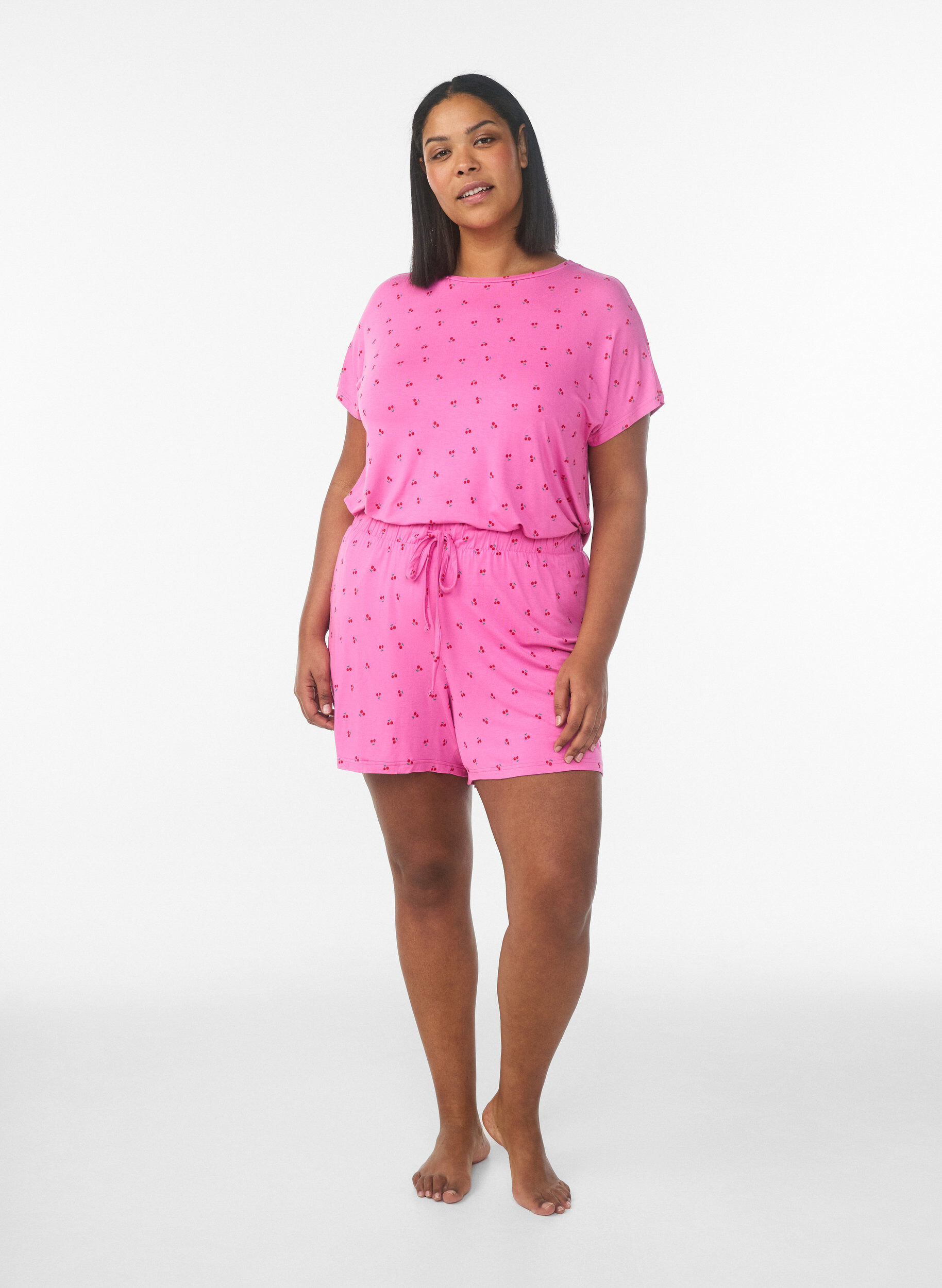 Zizzi Pyjama T-shirt in viscose met all-over print, Roze, Model image number 1