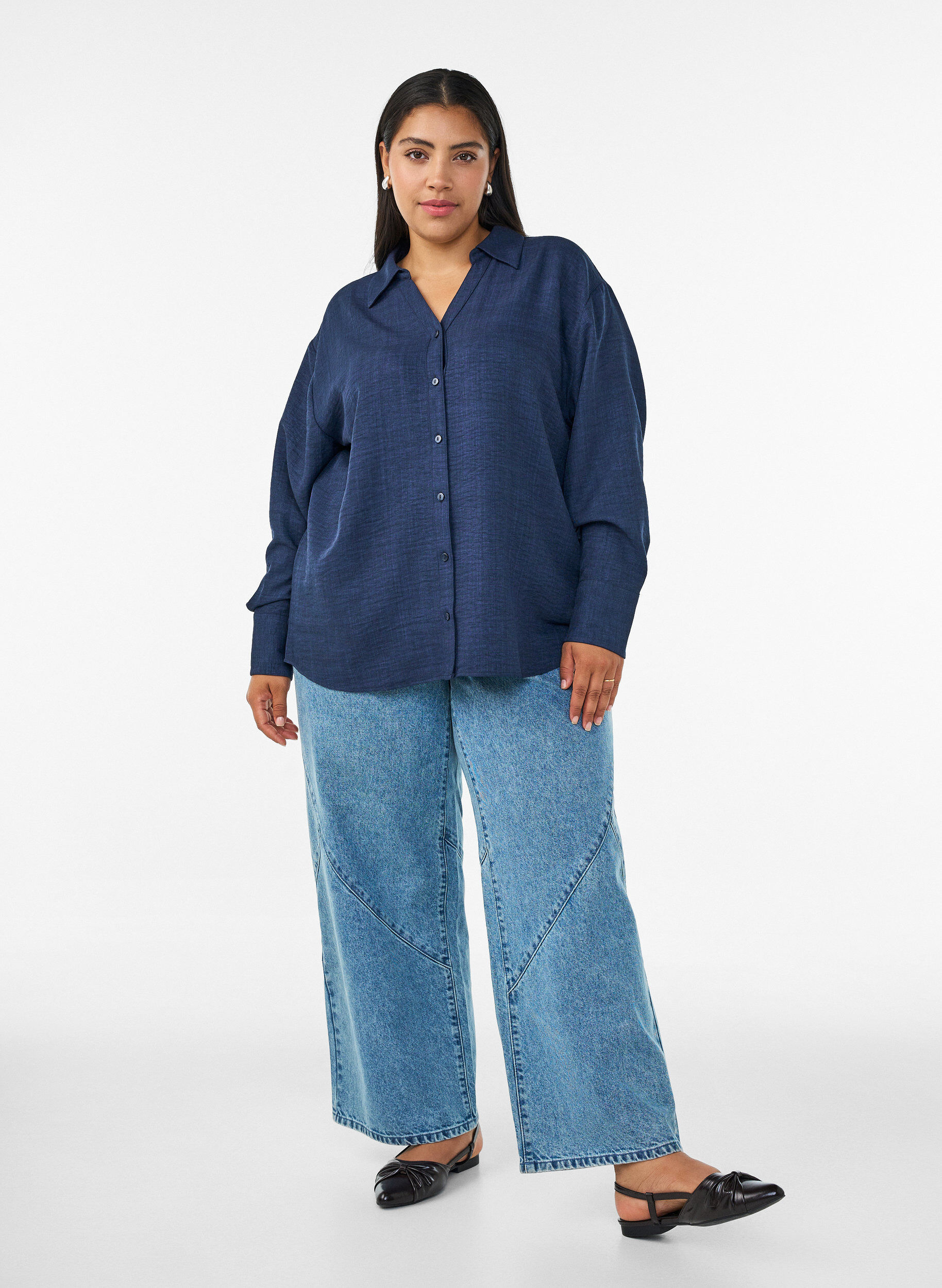 ZizziLosse shirt met V-hals, Blauw, Model image number 1