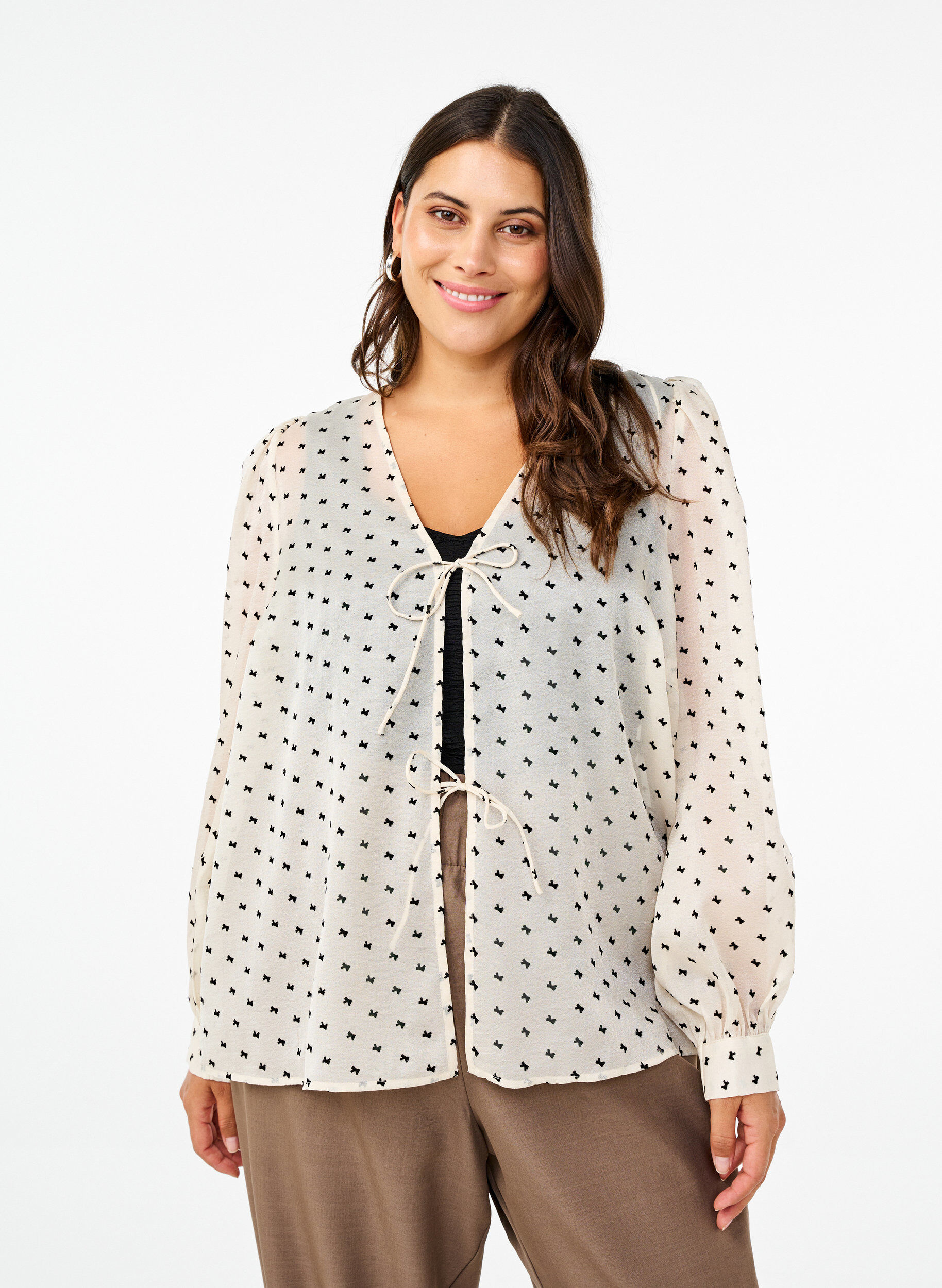 Zizzi Blouse met strikdetails en strikken, Ecru w Bow, Model image number 0