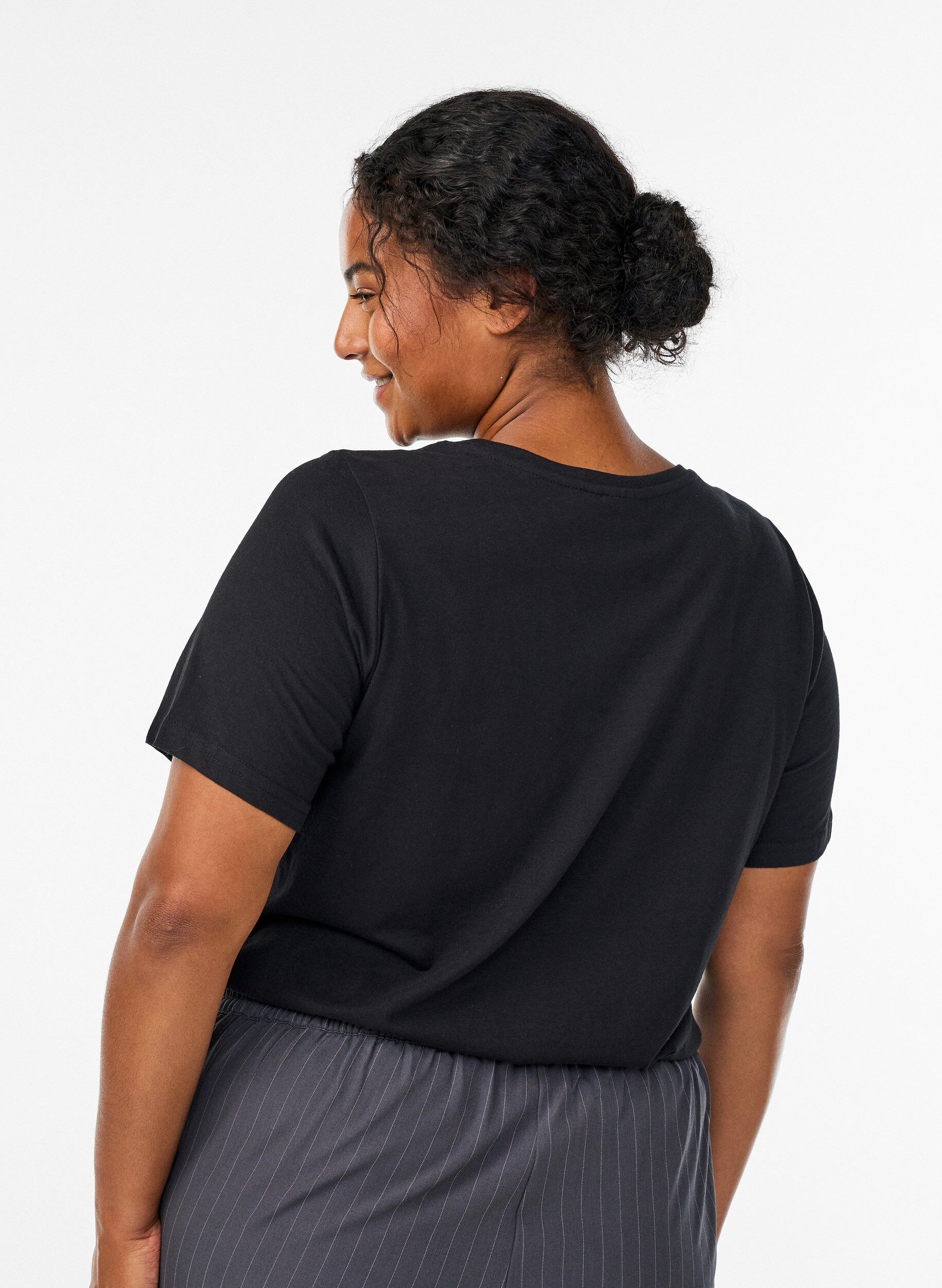 Zizzi T-shirt met print, Zwart, Model image number 2