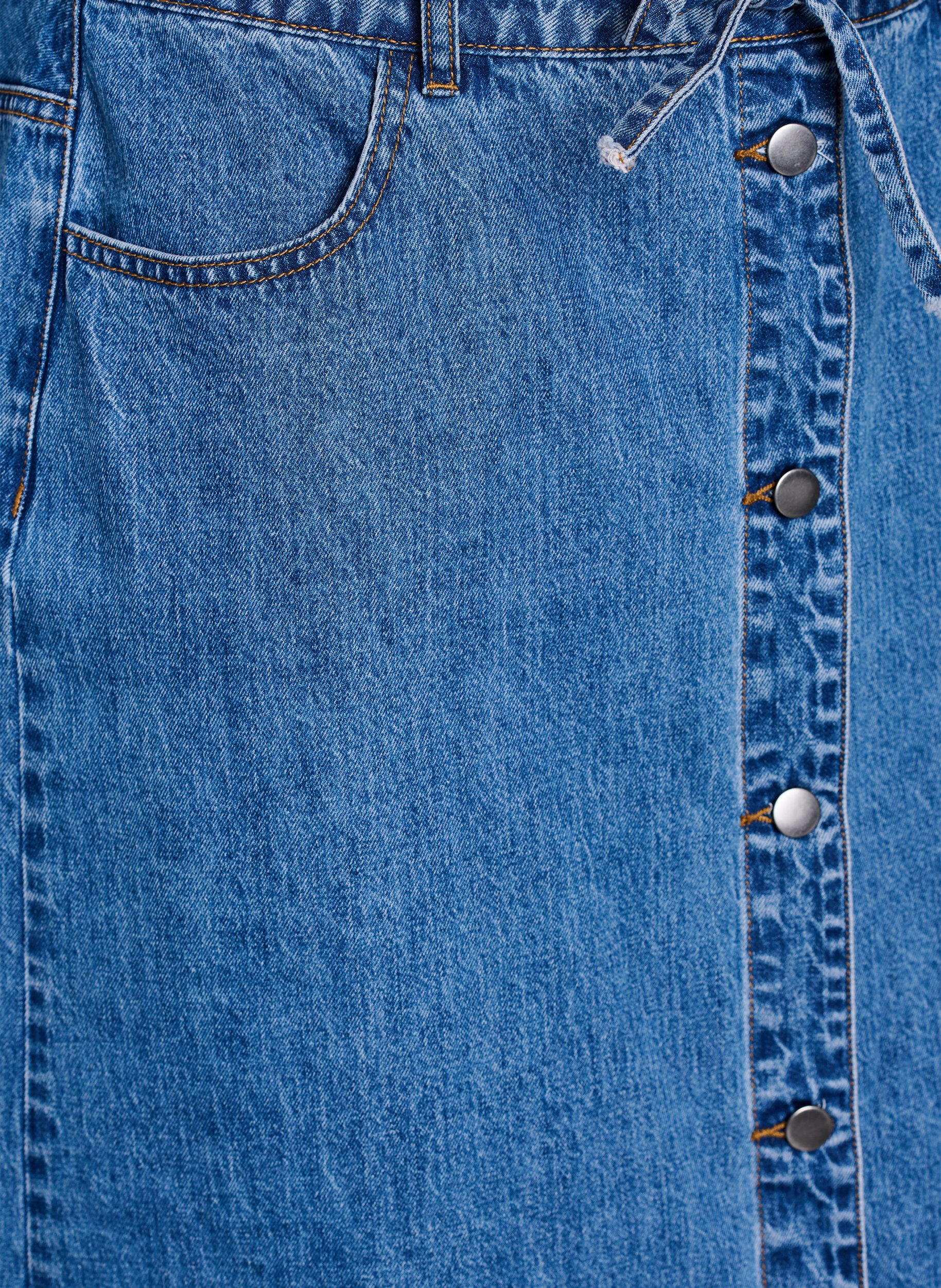 Zizzi Lange denimrok met knoopjes en strikriem, Blauw, Packshot image number 2