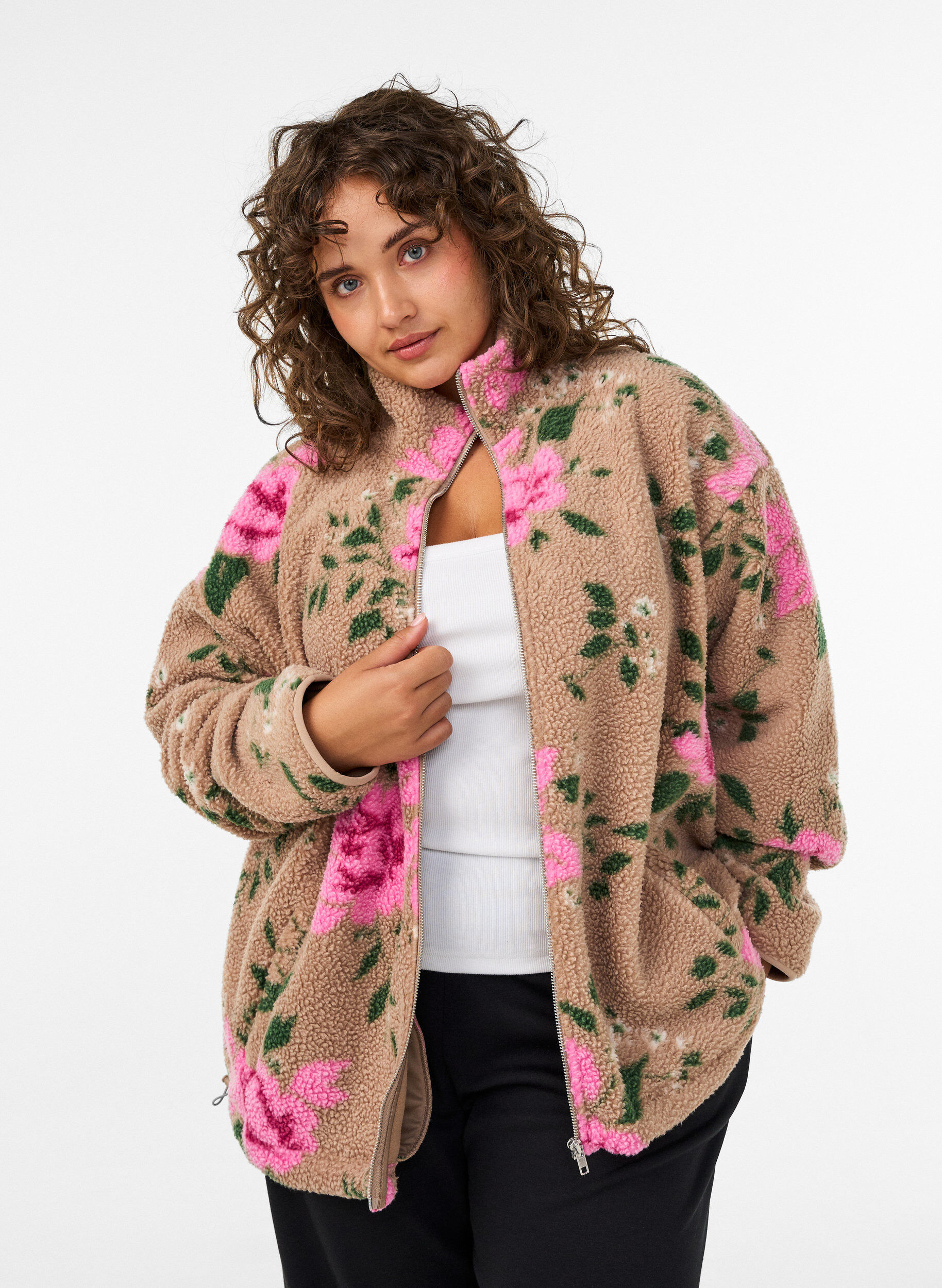 ZizziFloral fleecejack met een hoogsluitende kraag en ritssluiting, Beige, Model image number 0