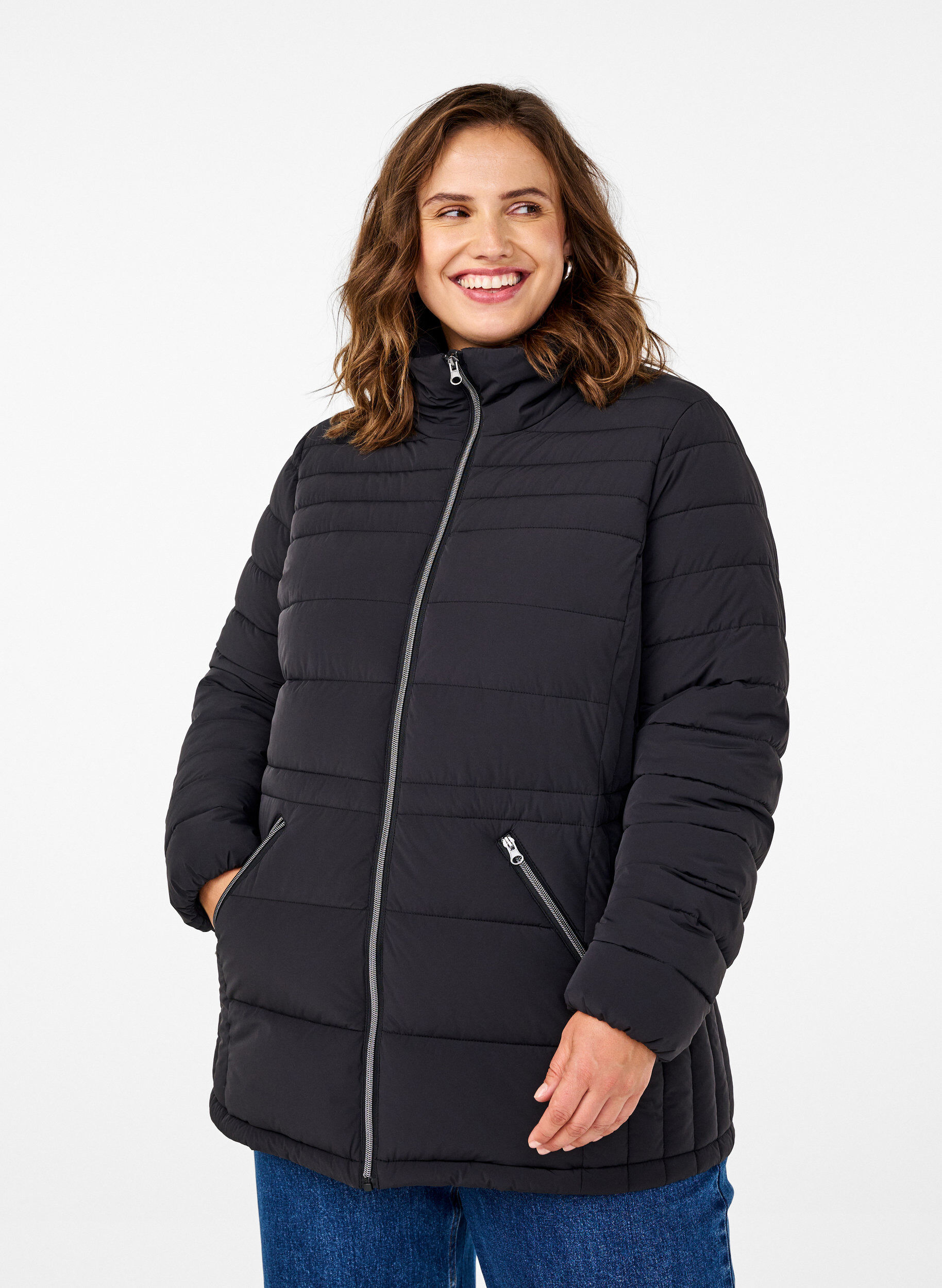 Korte puffer jas met zakken, Zwart, Model