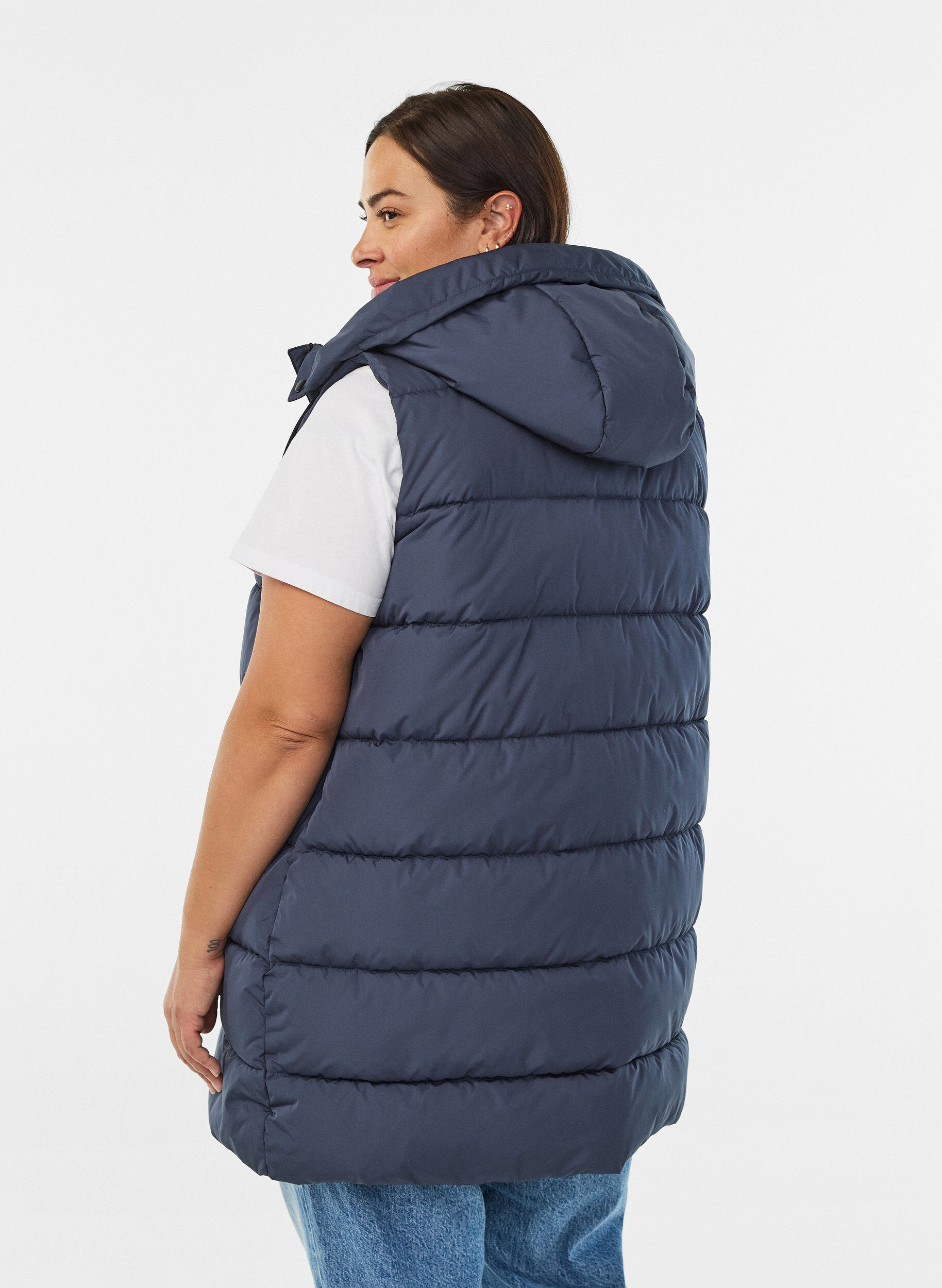 Zizzi Lange vest met capuchon en zakken, Blauw, Model image number 2