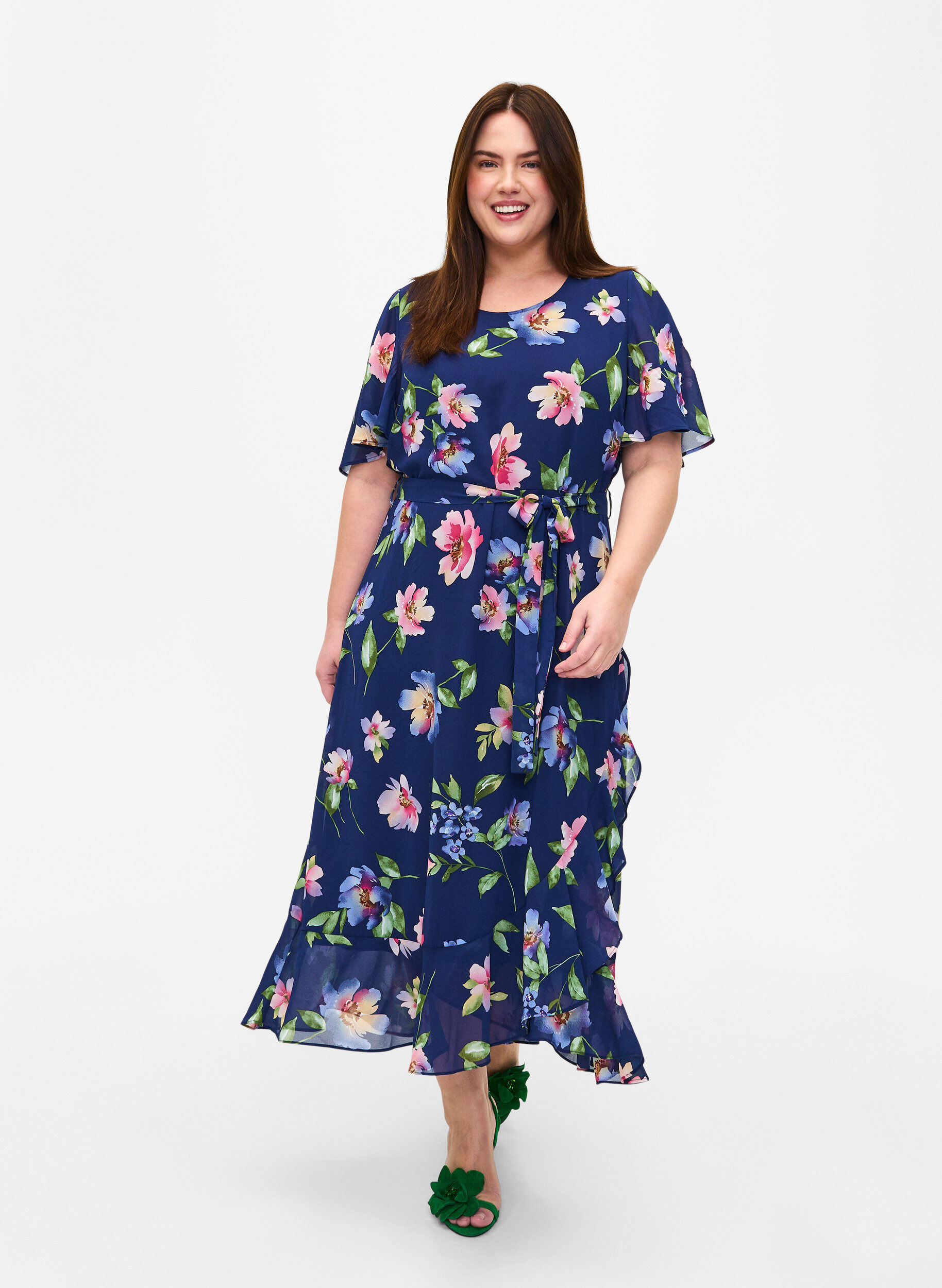 Zizzi 	 Midi-jurk met korte mouwen en bloemenprint, Blueprint Flower AOP, Model image number 0