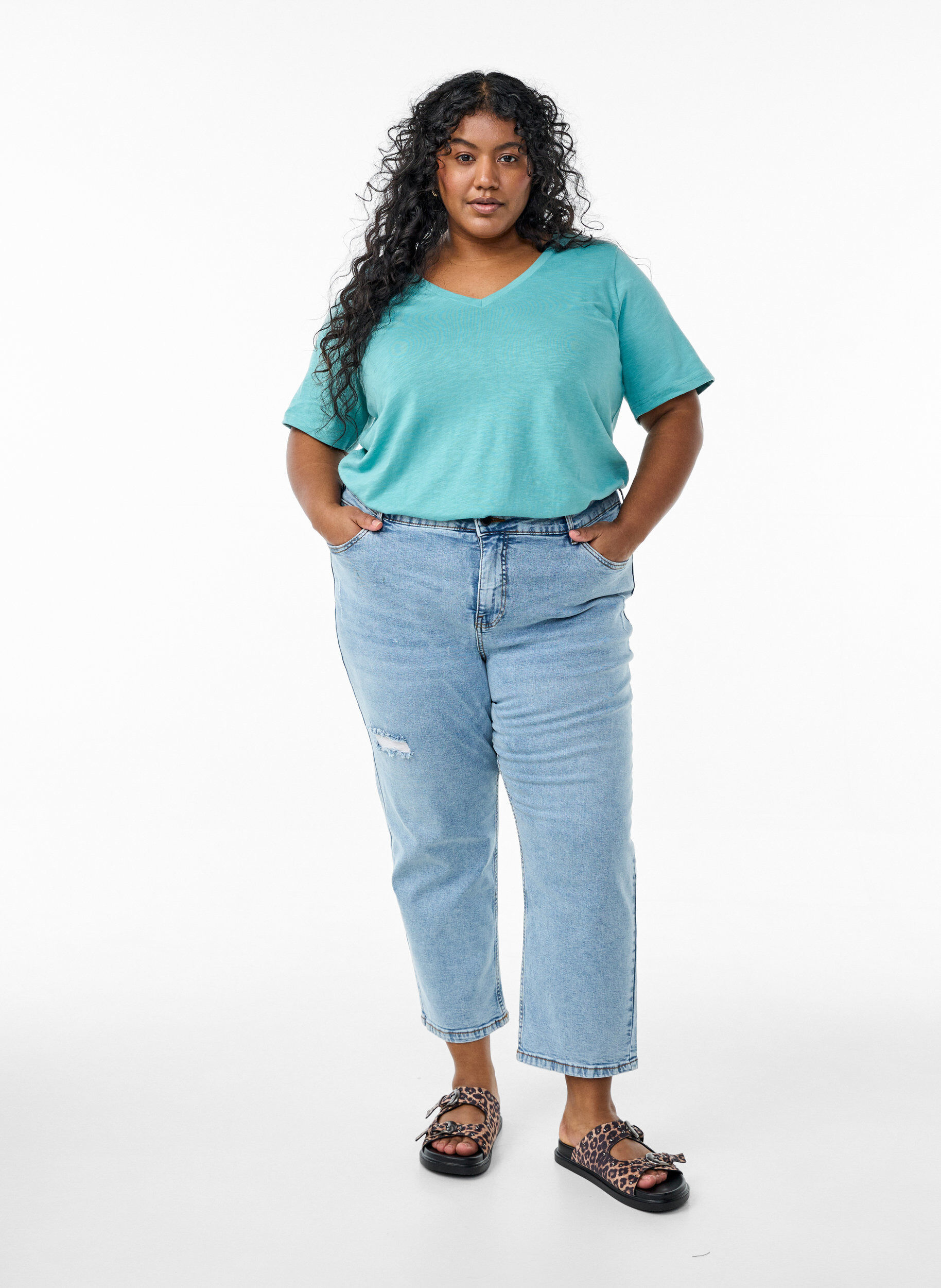 Zizzi Basic t-shirt met korte mouwen en V-hals, Blauw, Model image number 1